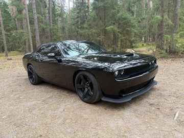 T/A 392, 6.4L 360 kw / 485 ps