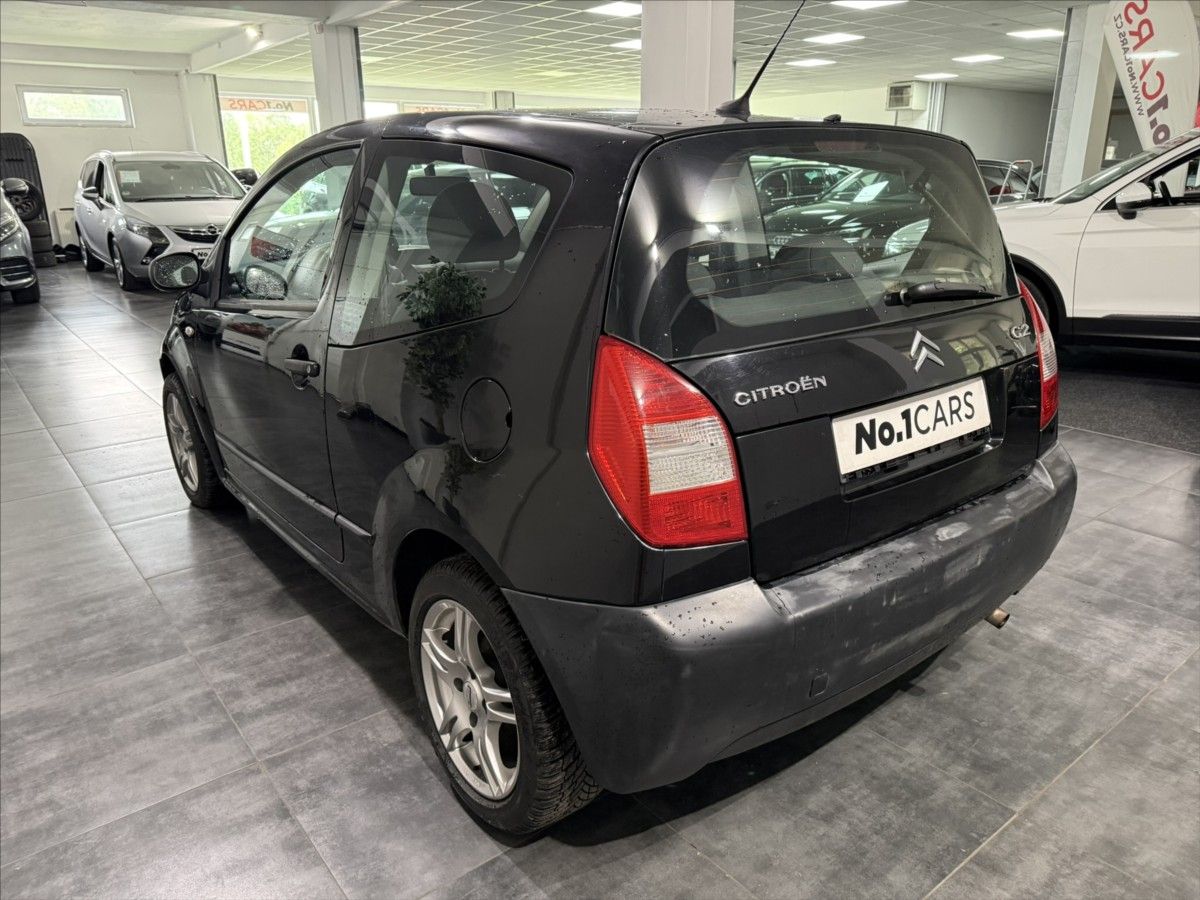 Citroën C2, 1,1   i 44KW ALU PO STK - fotka 4