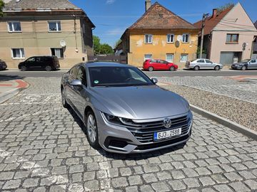 2.0 TSI R-line Top Stav!