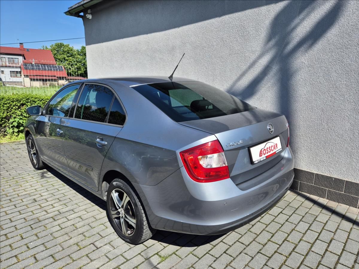 Škoda Rapid, 1,2 TSi Klima Tempomat Alu TZ - fotka 4