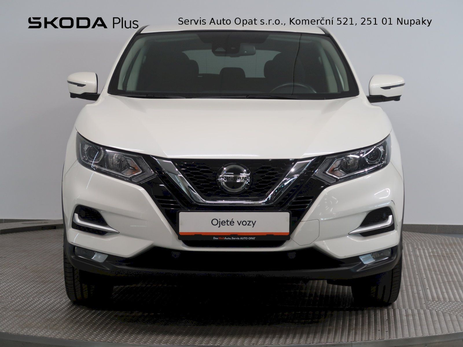 Nissan Qashqai, 1.3DiG-T 103KW TAŽNÉ 360*CAMER - fotka 4