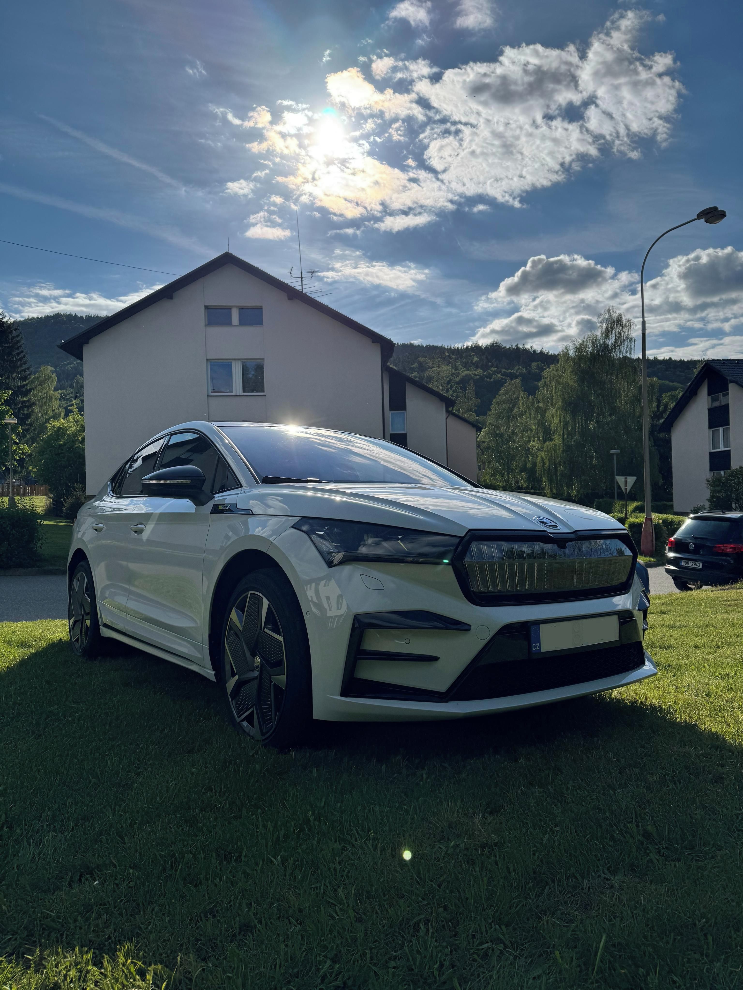 Škoda Enyaq, RS 250kW,4x4,Tažné,Maxx,HUD - fotka 4
