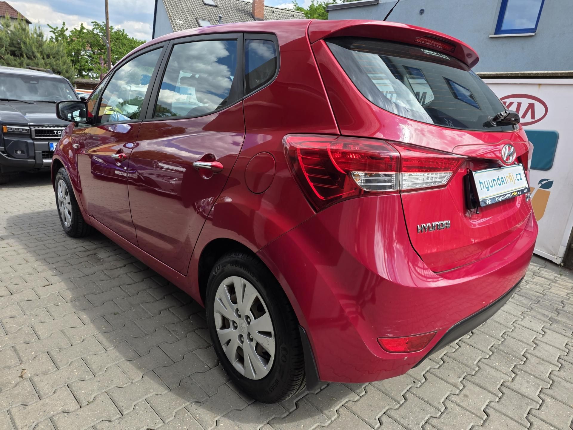 Hyundai ix20, 1.6-AUTOMAT-1MAJITEL-92KW - fotka 4