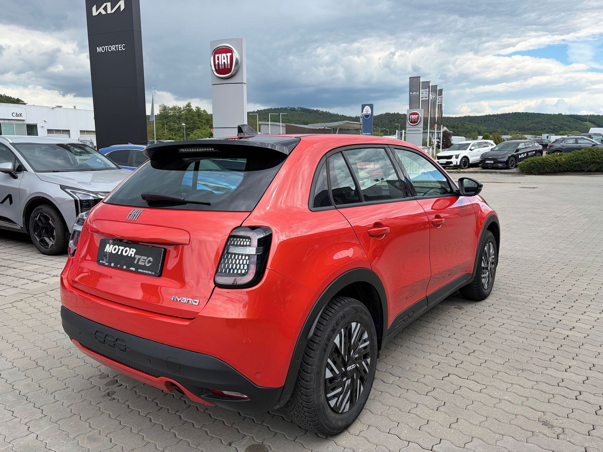 Fiat 600, 1.2 Turbo Hybrid 100k MHEV - fotka 3