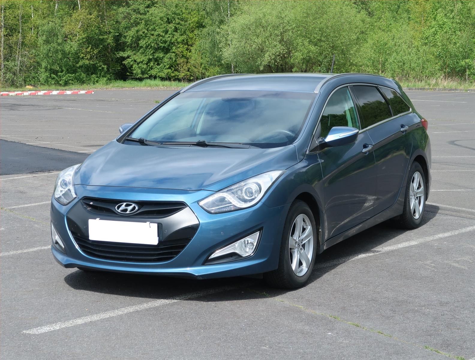 Hyundai i40, 1.7 CRDi, Serv.kniha, Navi - fotka 2