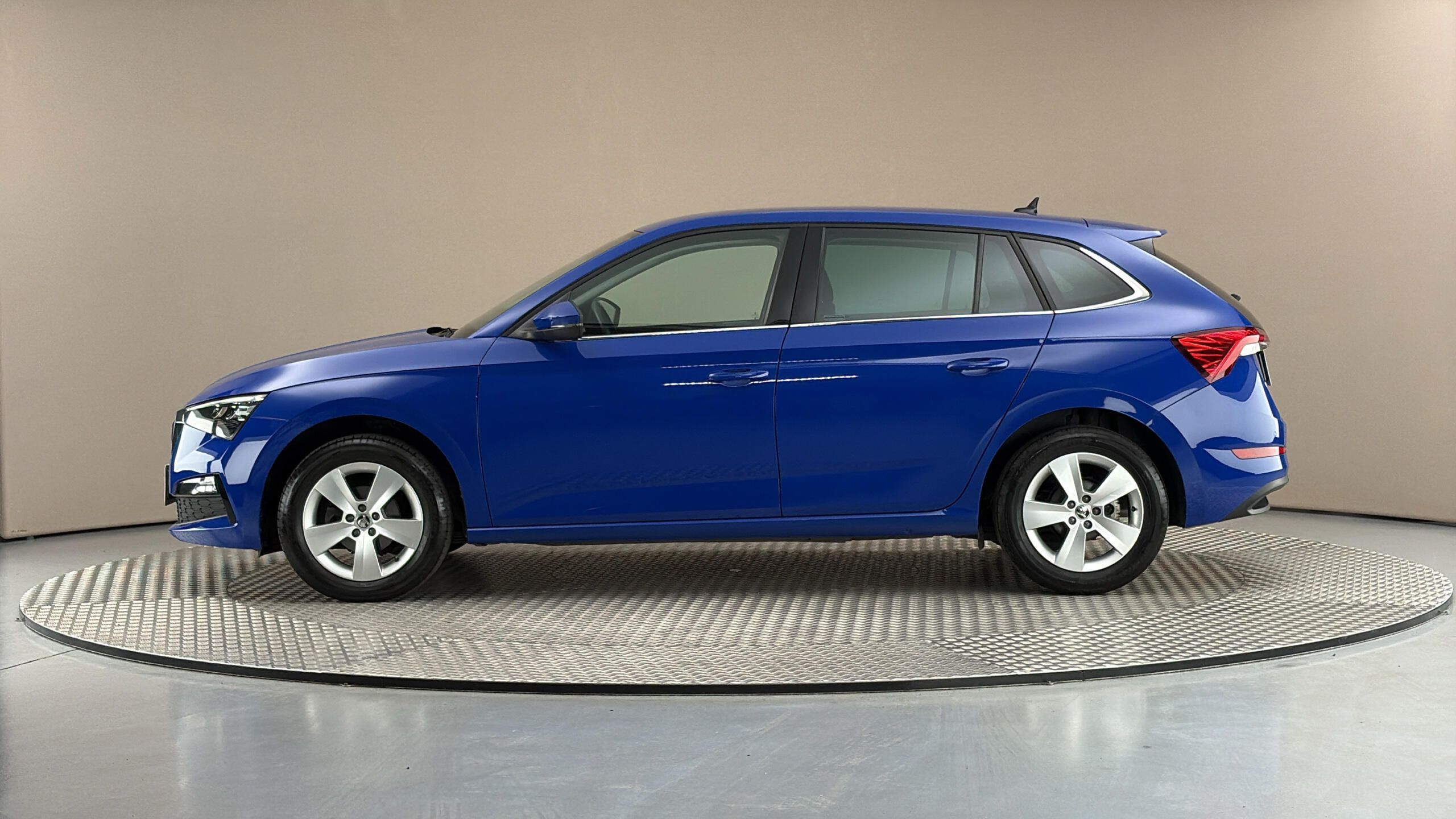 Škoda Scala, 1.0 TSI Style - fotka 4