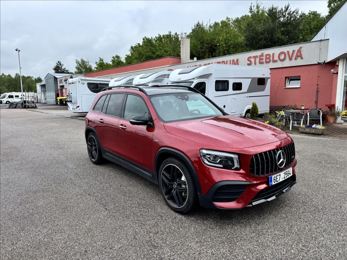 Mercedes-Benz GLB, 2,0   AMG 35 - fotka 2