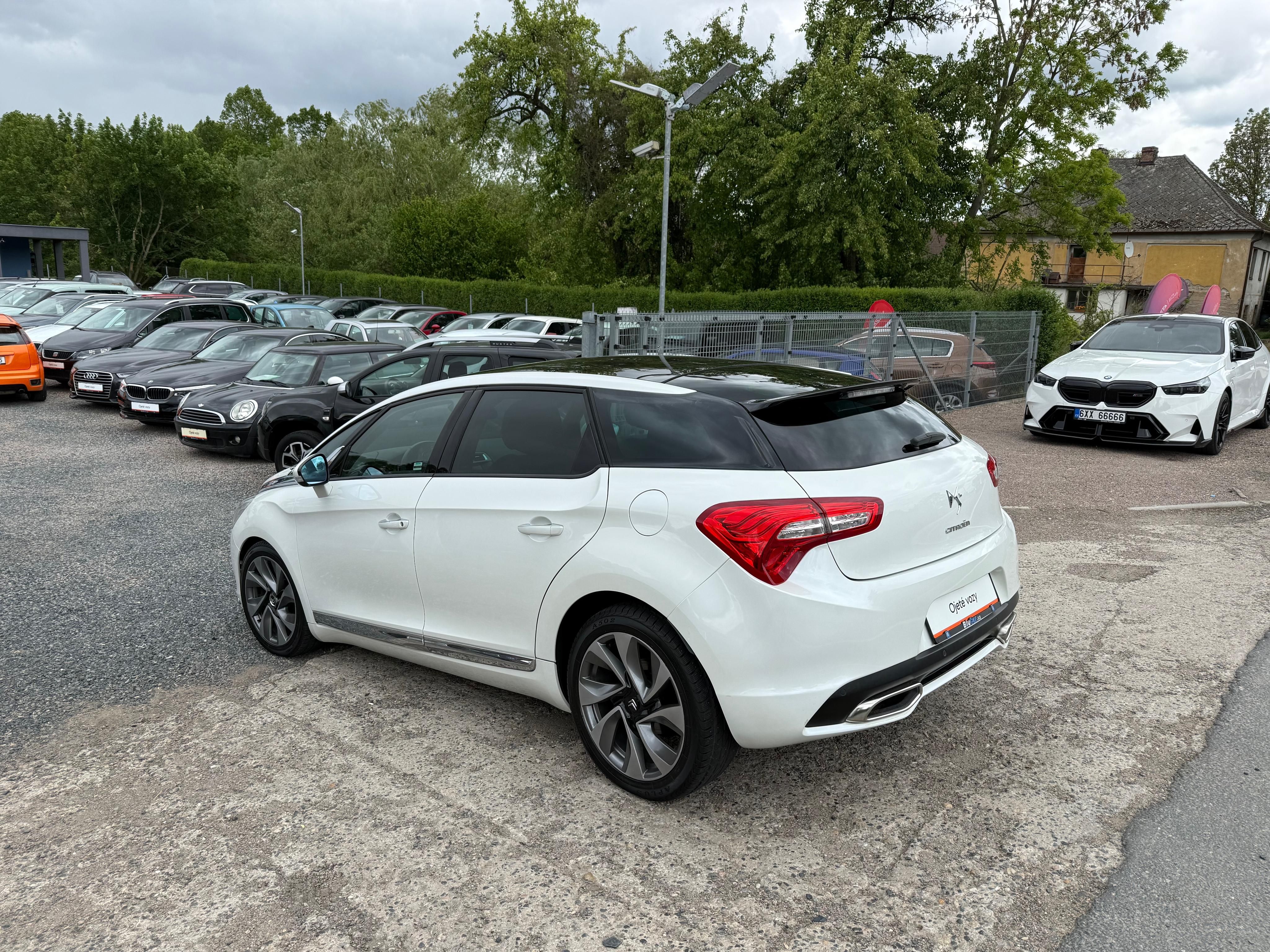 Citroën DS5, 2.0Hdi 120kW AT6 Panorama - fotka 5