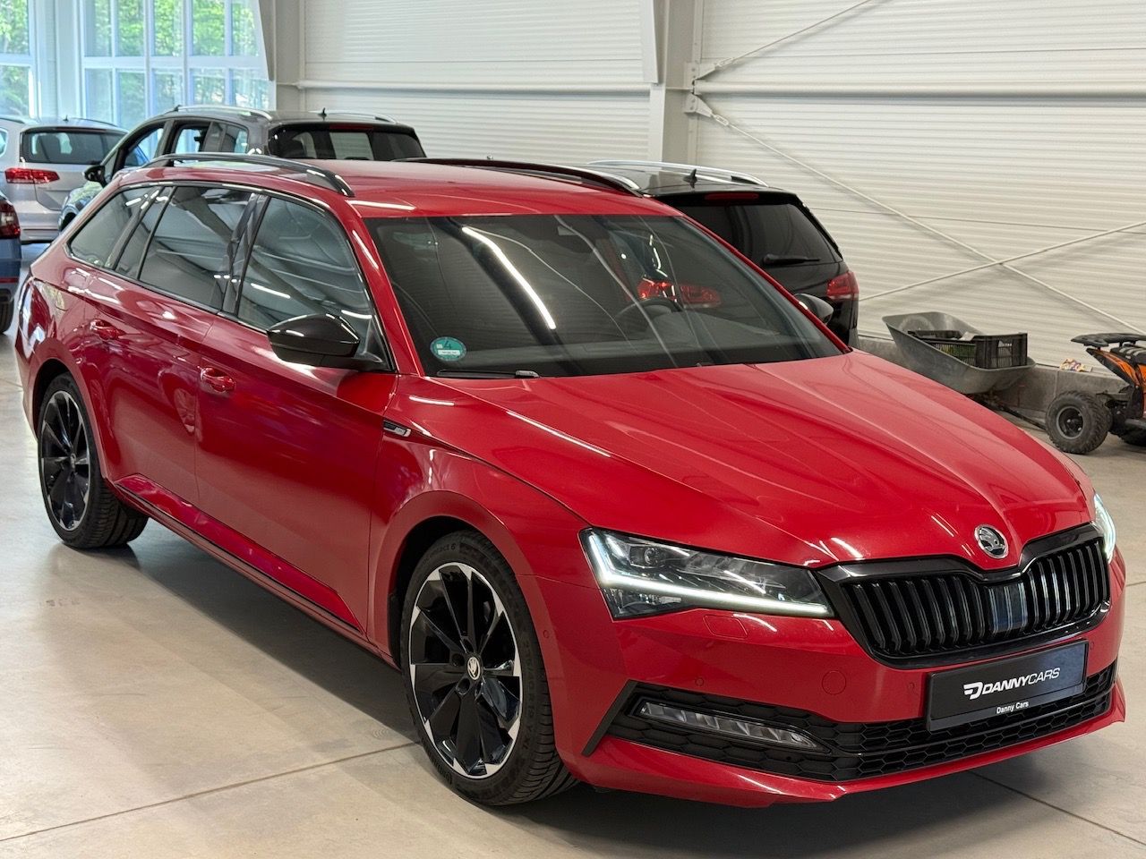 Škoda Superb, 3 facelift 140kw DSG SPORTLINE - fotka 3
