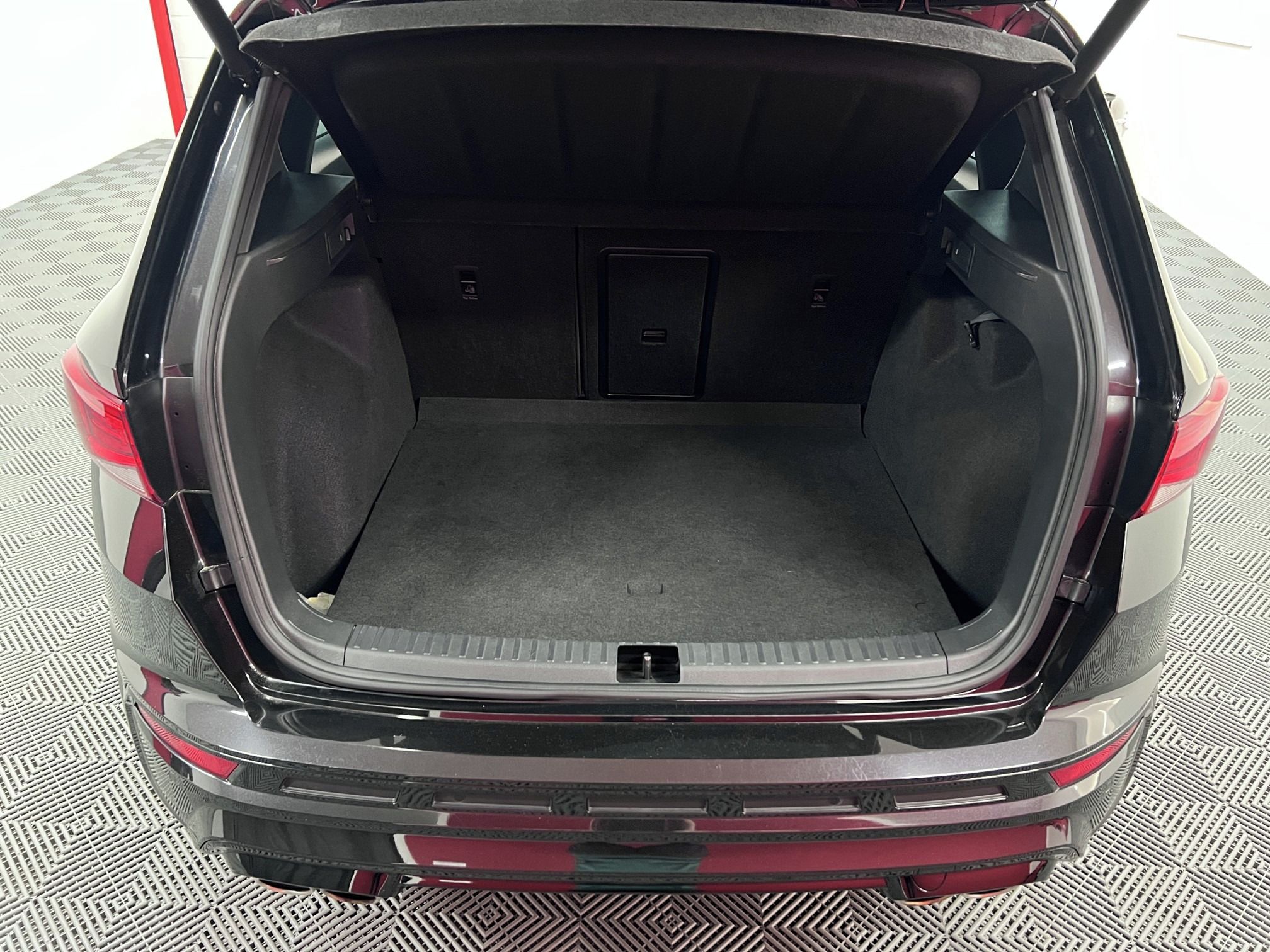 Cupra Ateca, 2.0 TSI 221 kW 4x4 DSG - fotka 6