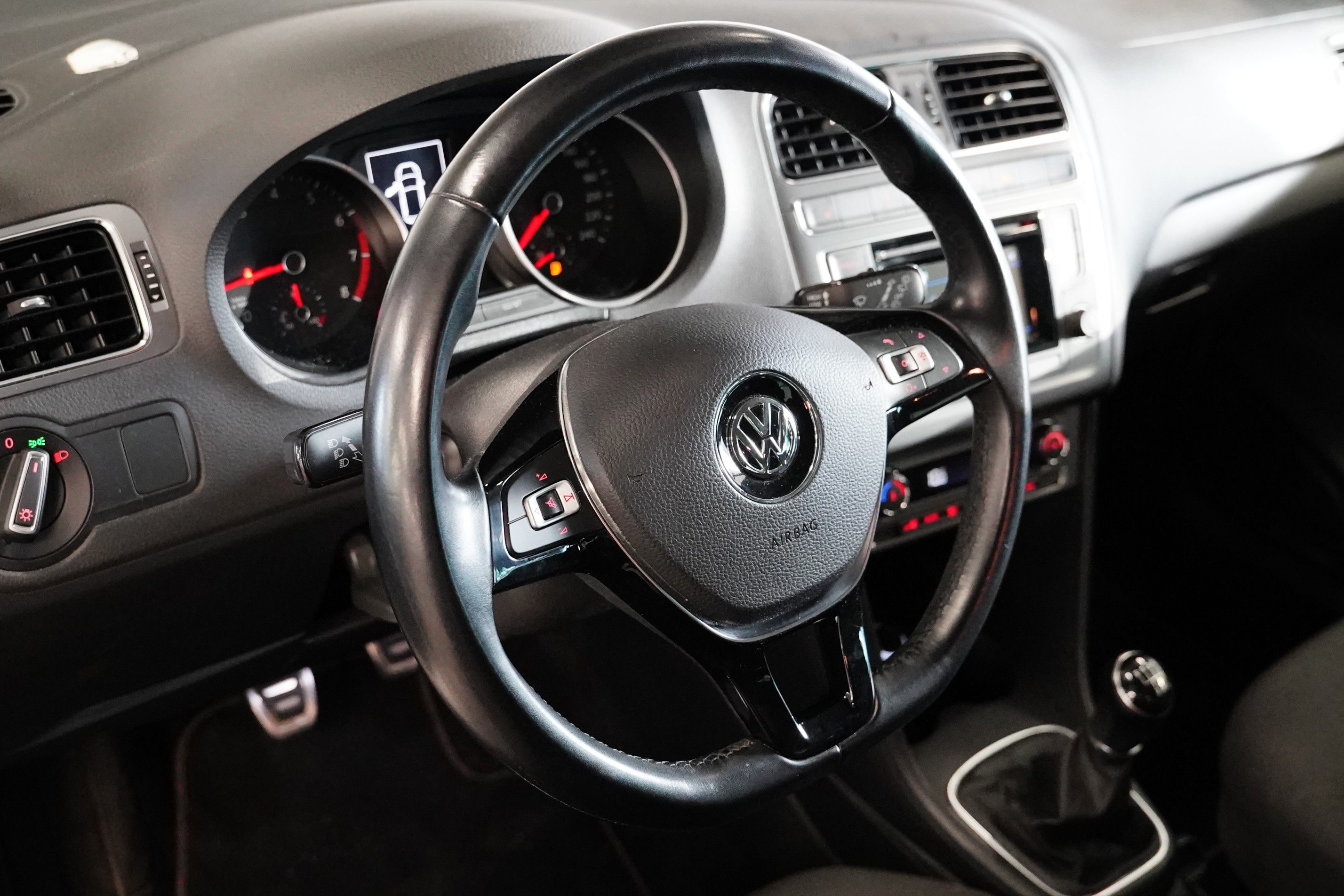 Volkswagen Polo, 1.0 TSI 81 kW Allstar - fotka 6