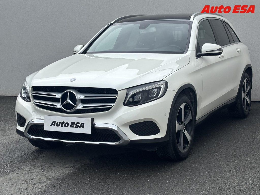 Mercedes-Benz GLC, 2.0 250,ano - fotka 3