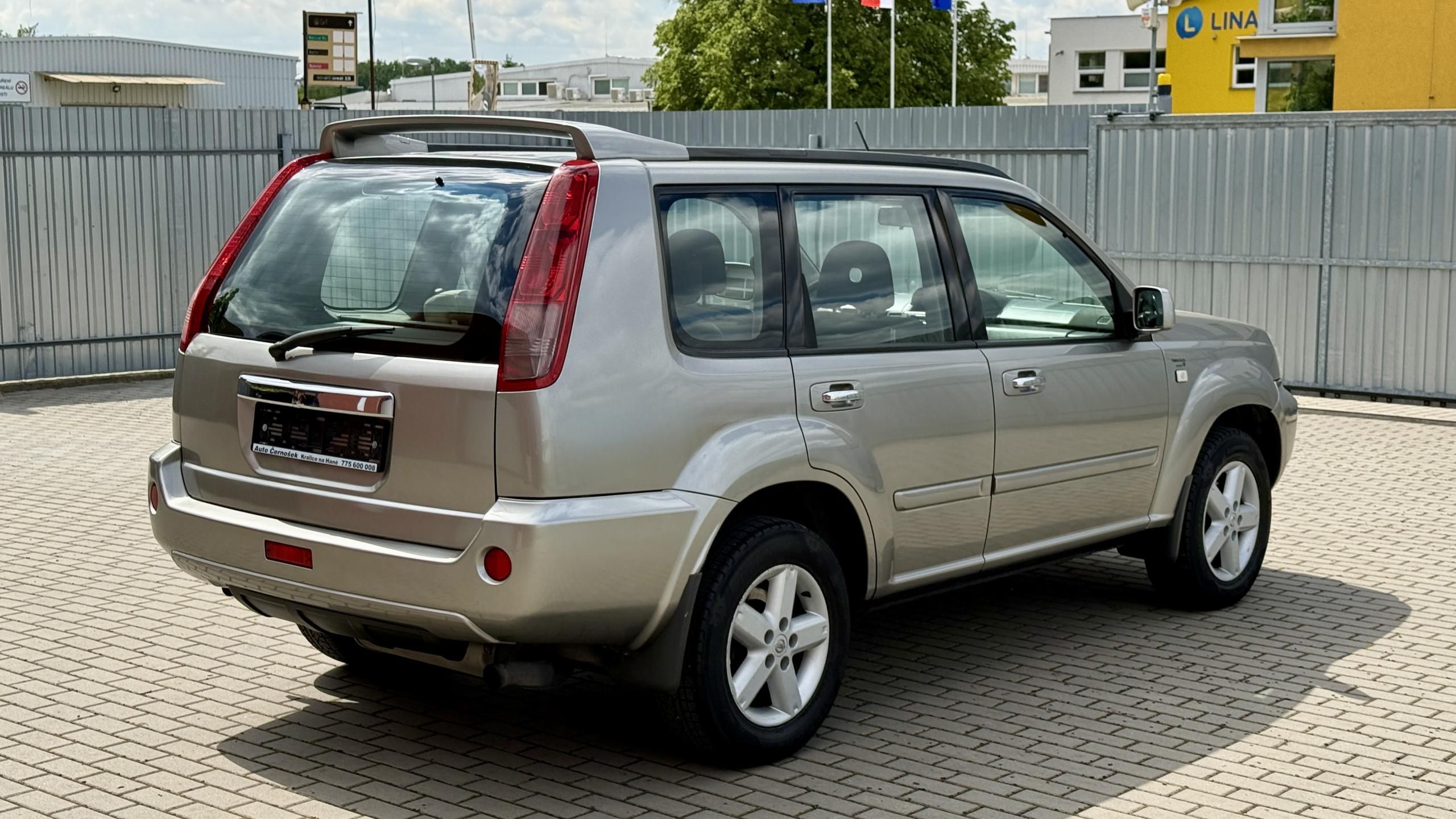 Nissan X-Trail, 2.2dCi*100kW*4X4*BEZ KOROZE* - fotka 4