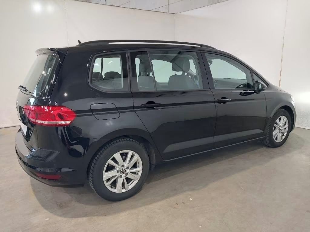 Volkswagen Touran, 1.5 TSI Comfortline*7 míst* - fotka 2