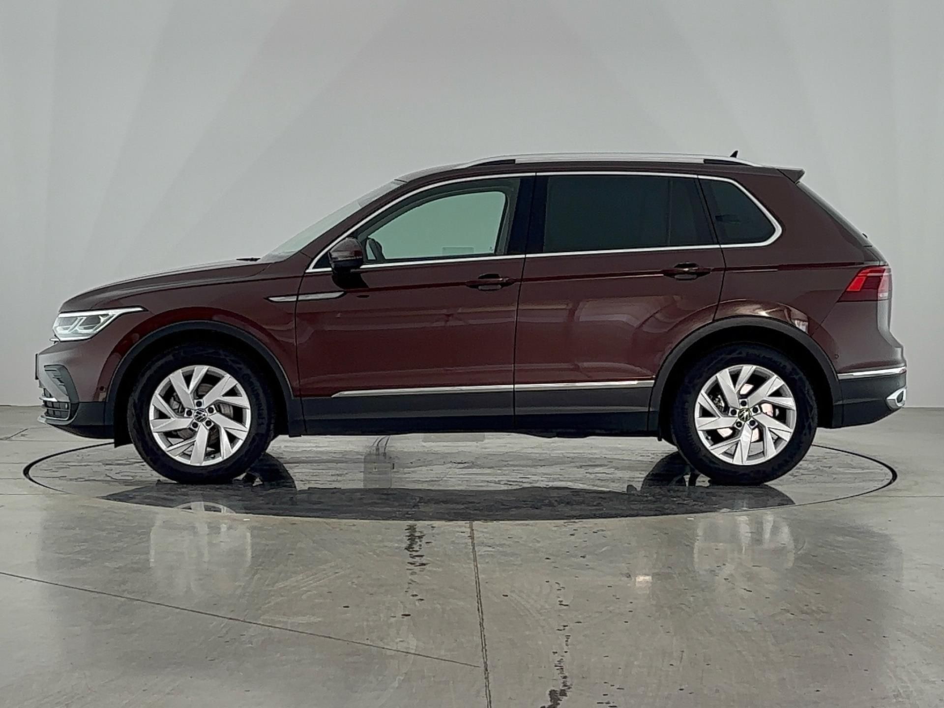 Volkswagen Tiguan, 2.0 TDI / 110 kW Elegance DSG - fotka 3