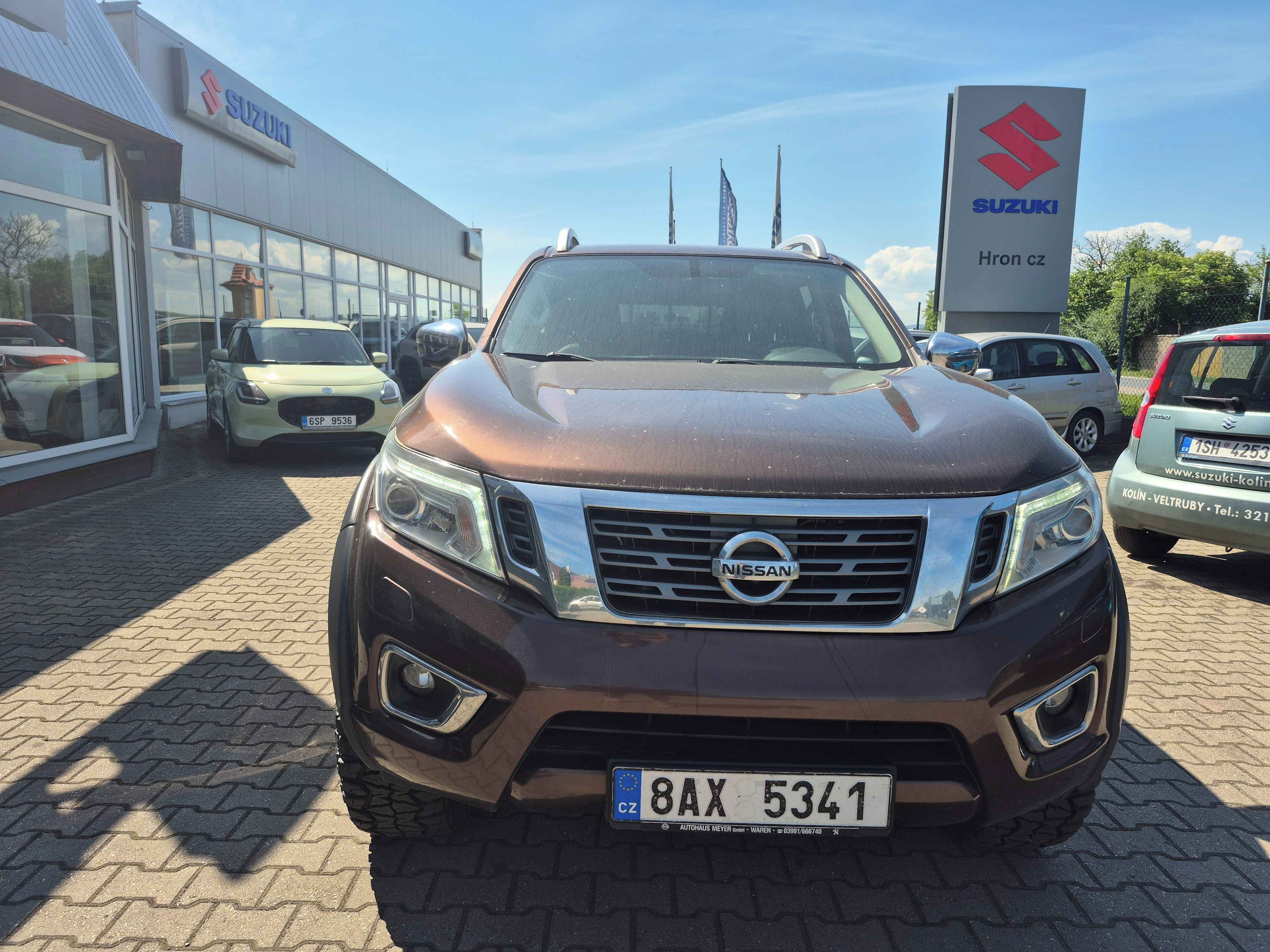 Nissan Navara, 2,3 dCi Hardtop 4x4 automat - fotka 2