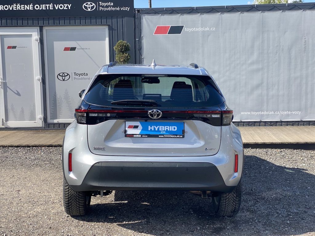 Toyota Yaris Cross, 1.5HEV, ČR-1m, Comfort, DPH - fotka 5