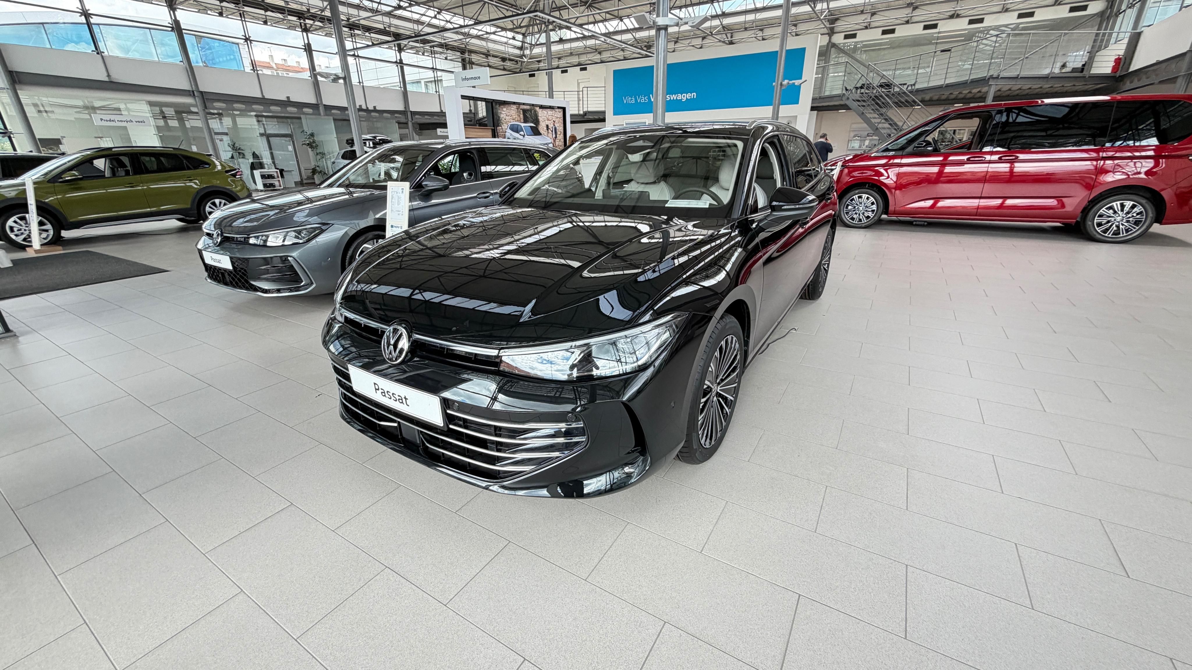 Volkswagen Passat, Elegance 140kW 4Motion