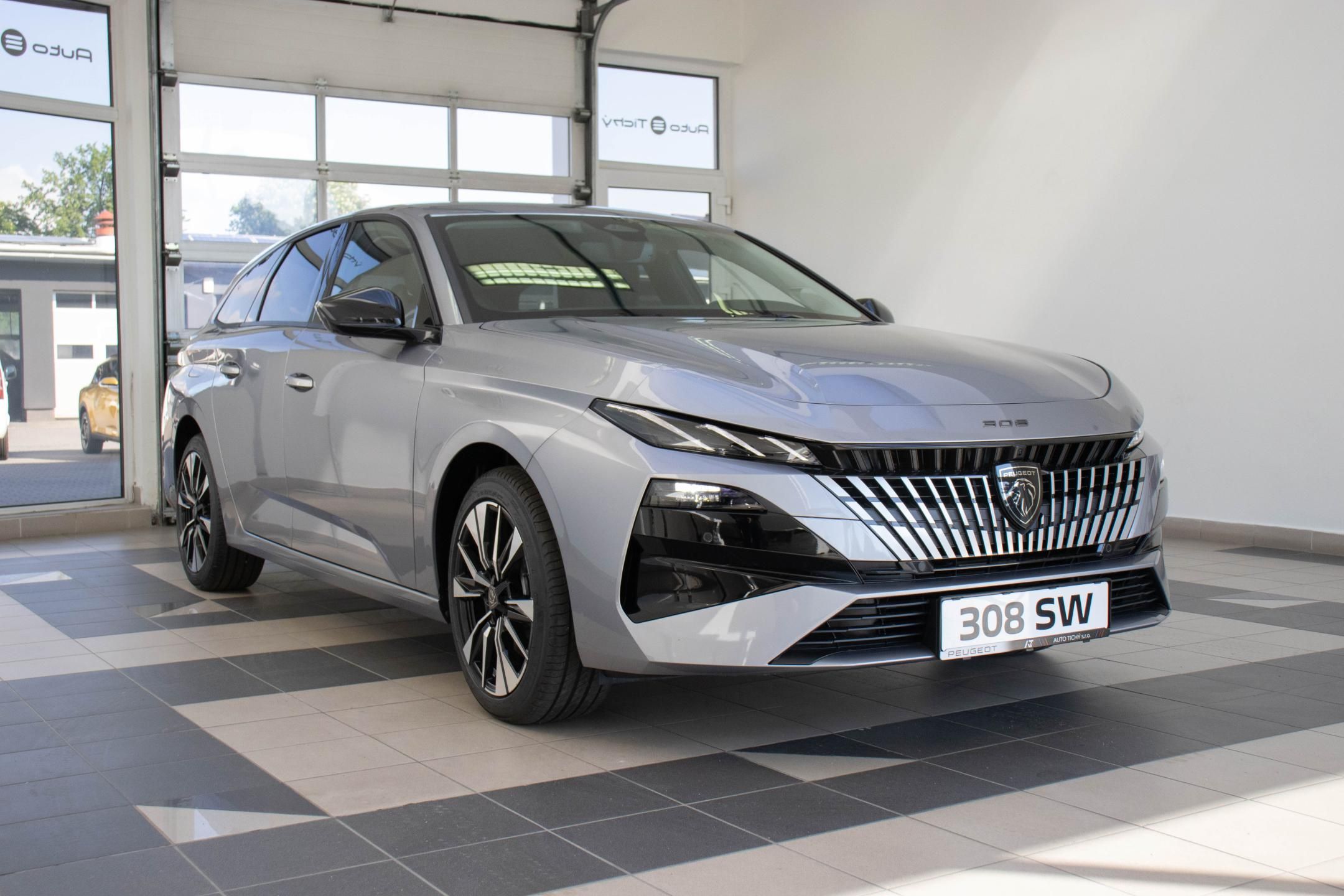 Peugeot 308, SW ALLURE BlueHDi 130 EAT8 - fotka 3