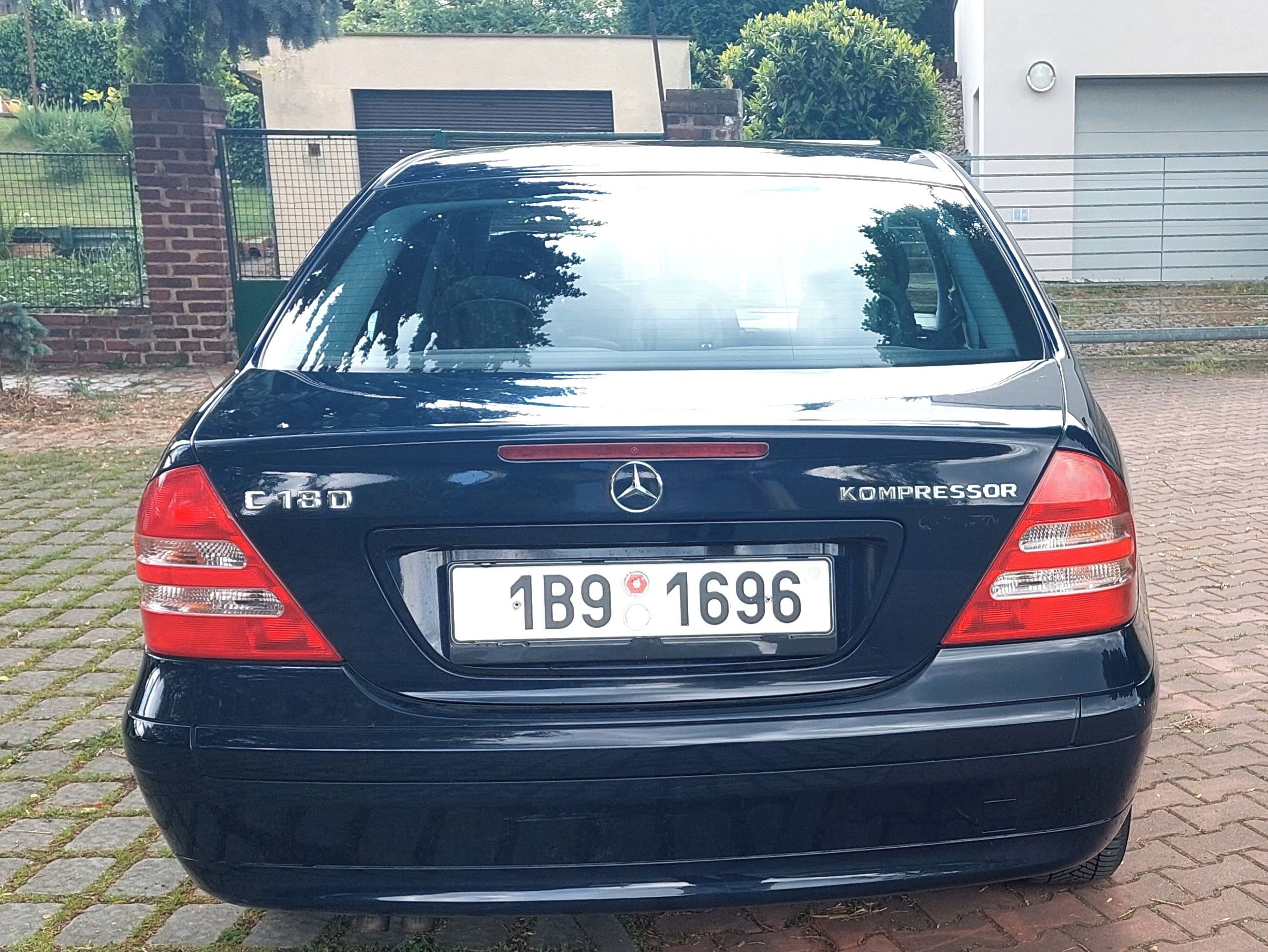 Mercedes-Benz Třídy C, 1,8 kompressor - fotka 6
