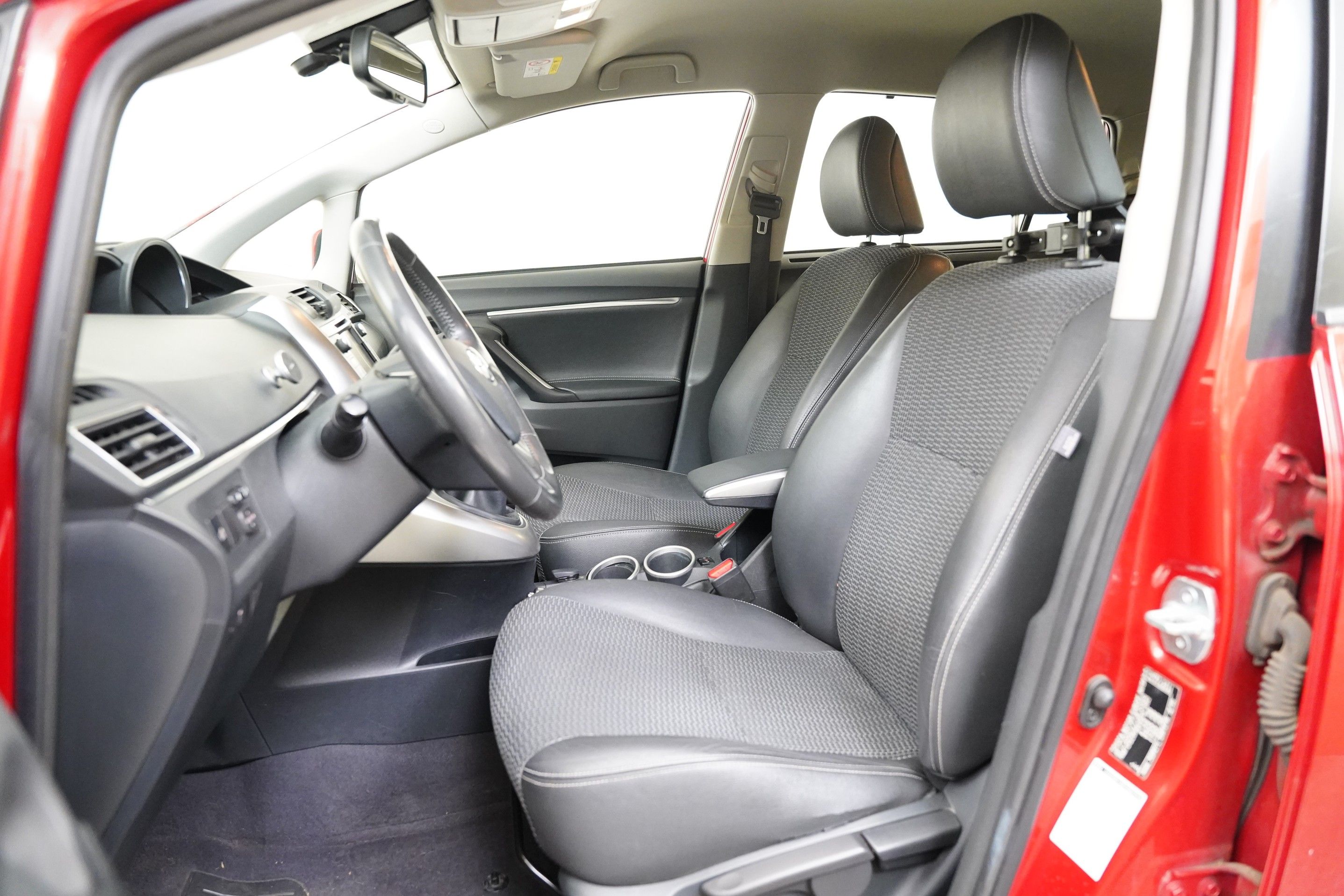 Toyota Verso, 1.8 i 108 kW - fotka 5