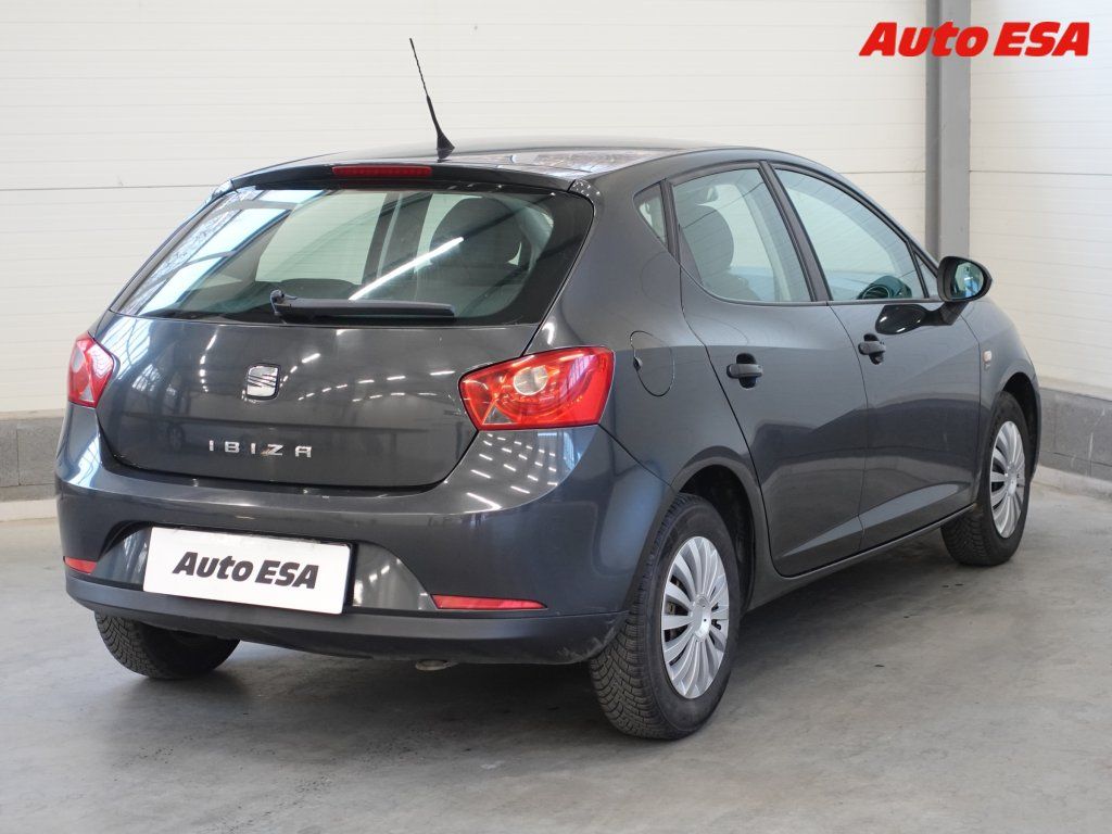Seat Ibiza, 1.4i,AC,temp - fotka 4