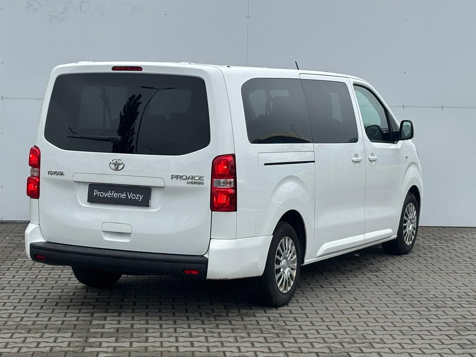Toyota Proace, 2,0 D-4D L2 - fotka 2