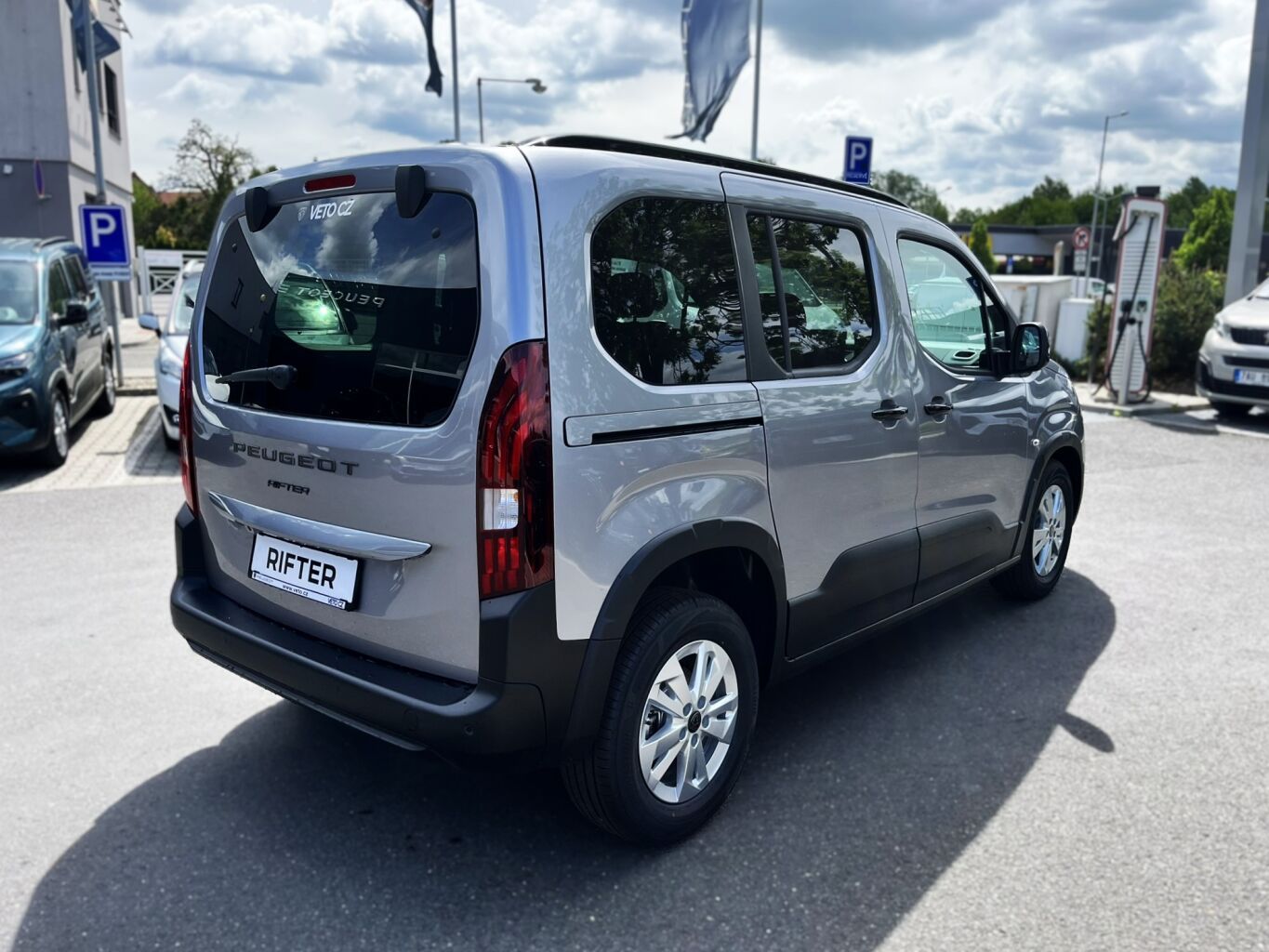 Peugeot Rifter, ALLURE PureTech 110k MAN6 s ho - fotka 3