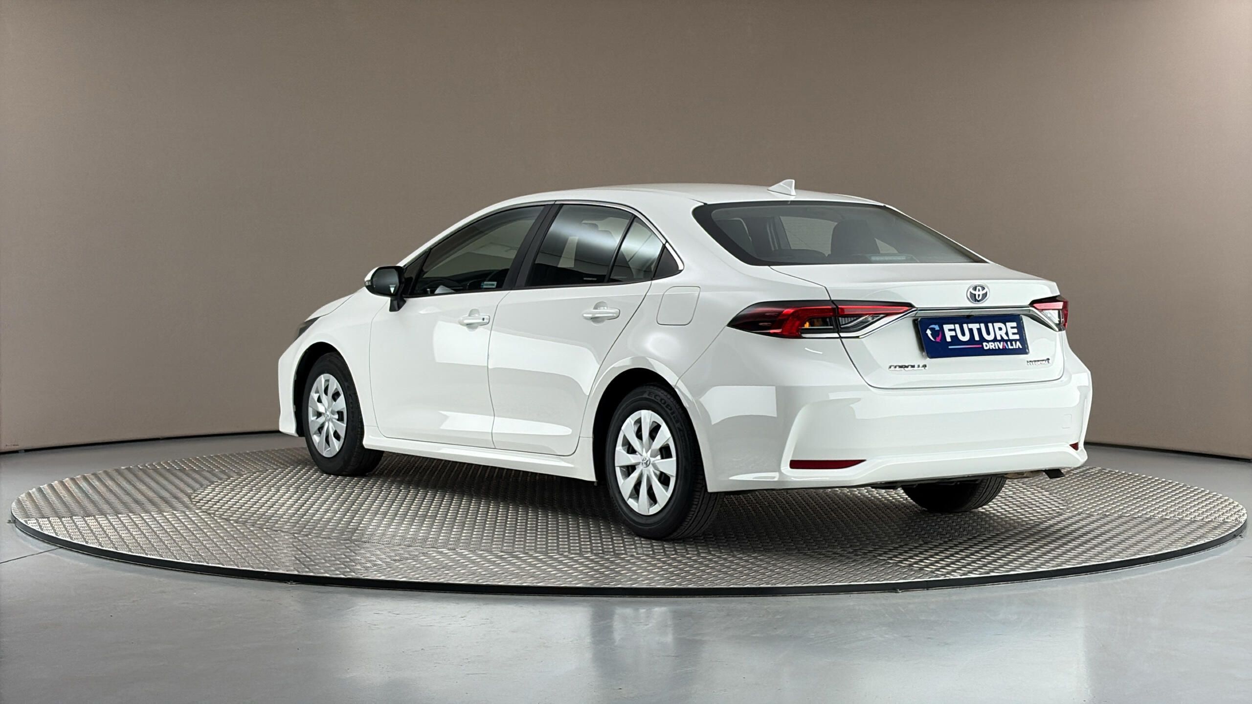Toyota Corolla, 1.8 Hybrid AUT Active Sedan - fotka 2