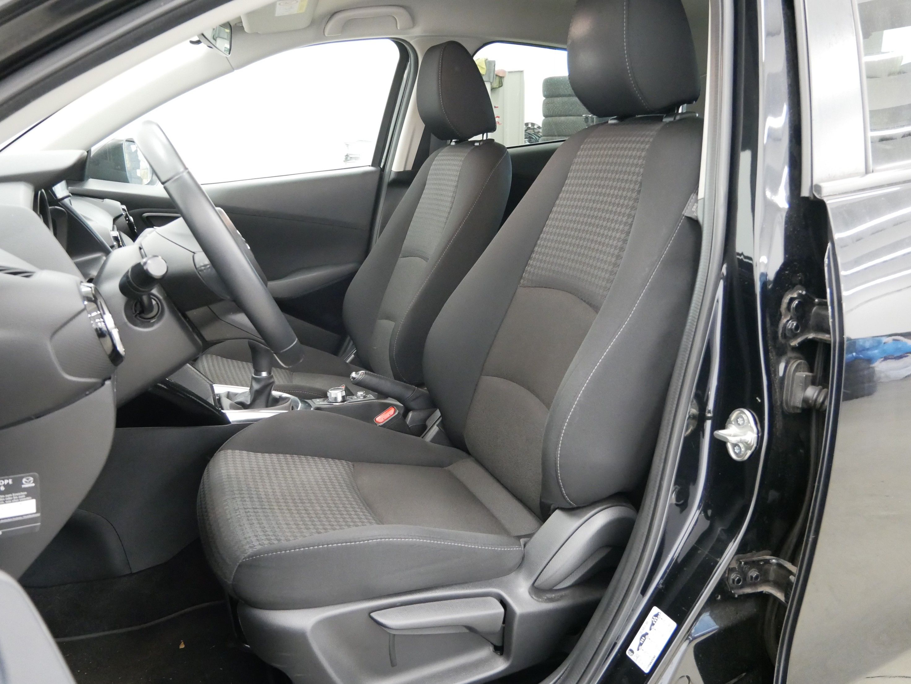 Mazda 2, 1.5 Skyactiv 66 kW Kizoku - fotka 6