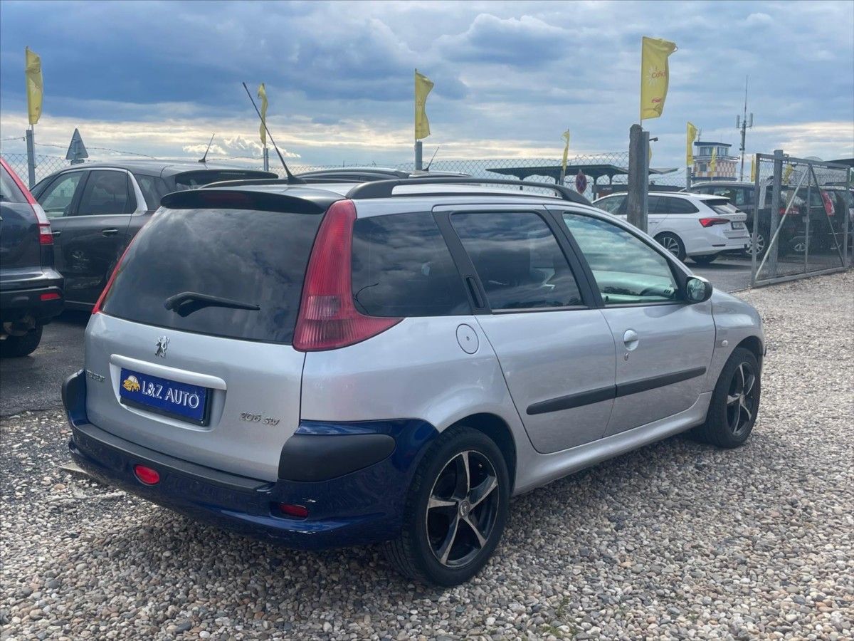 Peugeot 206, 1,4 i - fotka 6