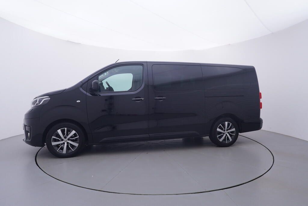 Toyota Proace, VIP 1.5 HDI 130 kW - fotka 2