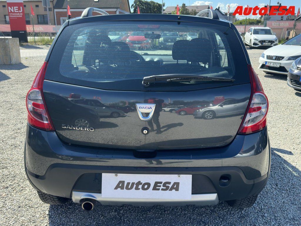 Dacia Sandero, 1.6 - fotka 5