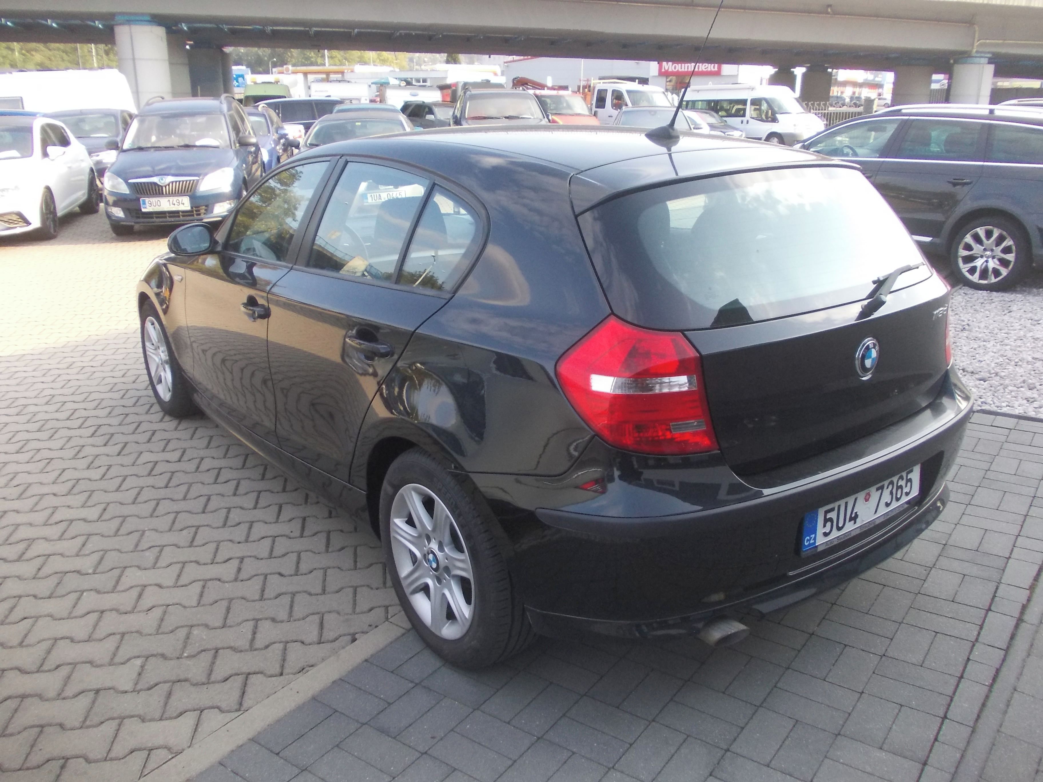 BMW Řada 1, 118D 105KW - fotka 4
