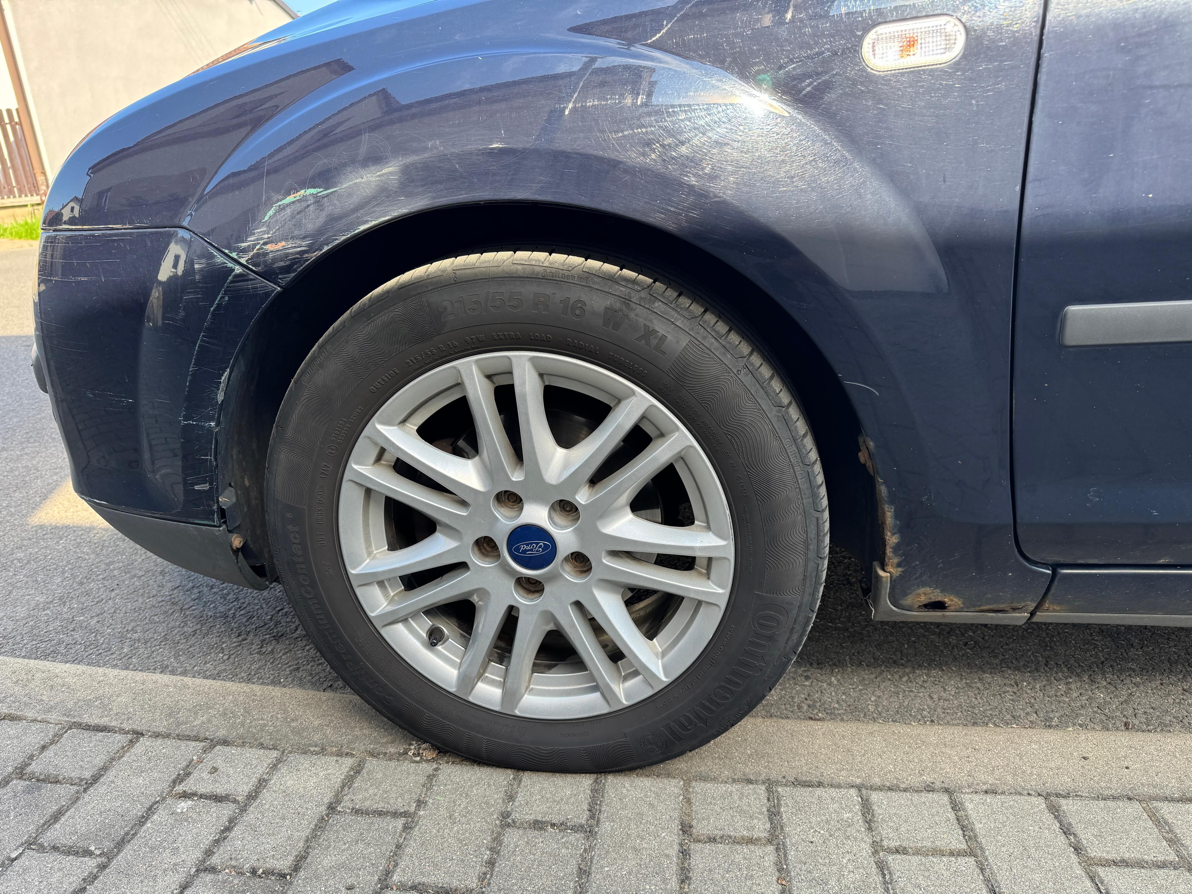 Ford Focus, 1.6, 74kW - fotka 2