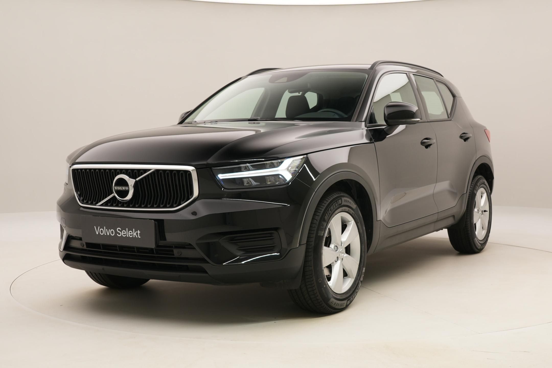 Volvo XC40, T2 KINETIC CZ