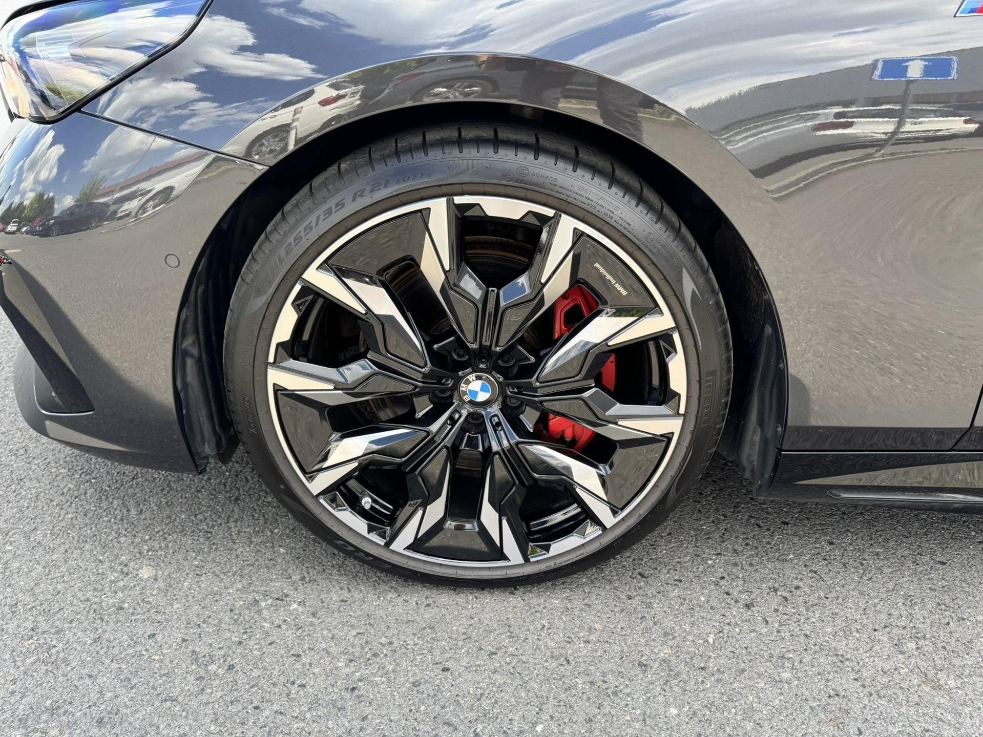 BMW i5, i5 M60 xDrive M PRO - fotka 4