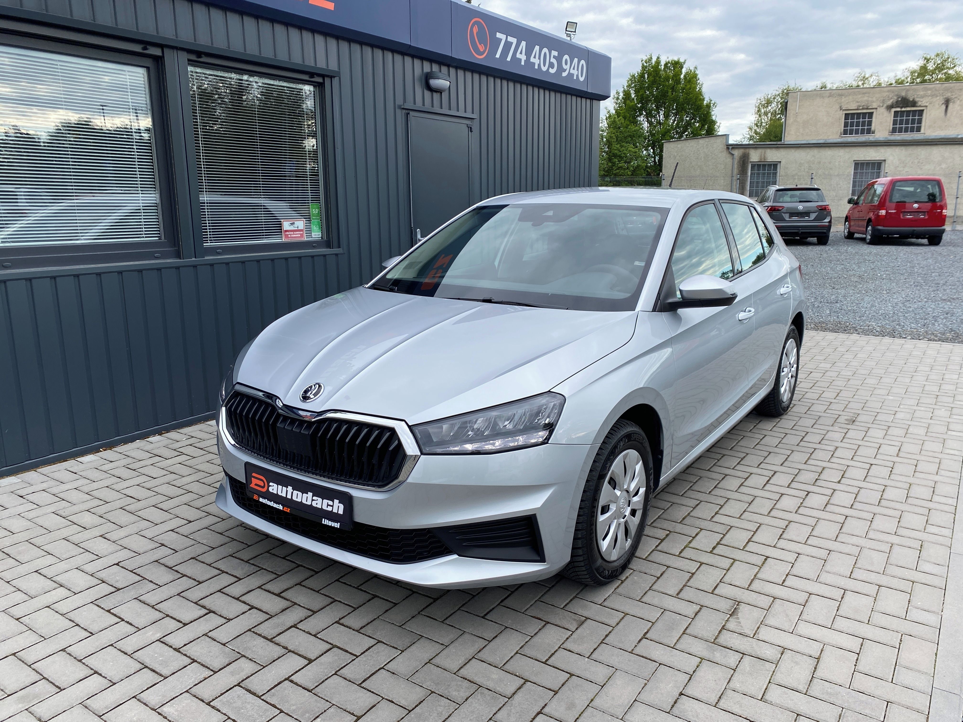 Škoda Fabia, 1.0 MPI - 1xMAJ. - 38 000 KM - fotka 2