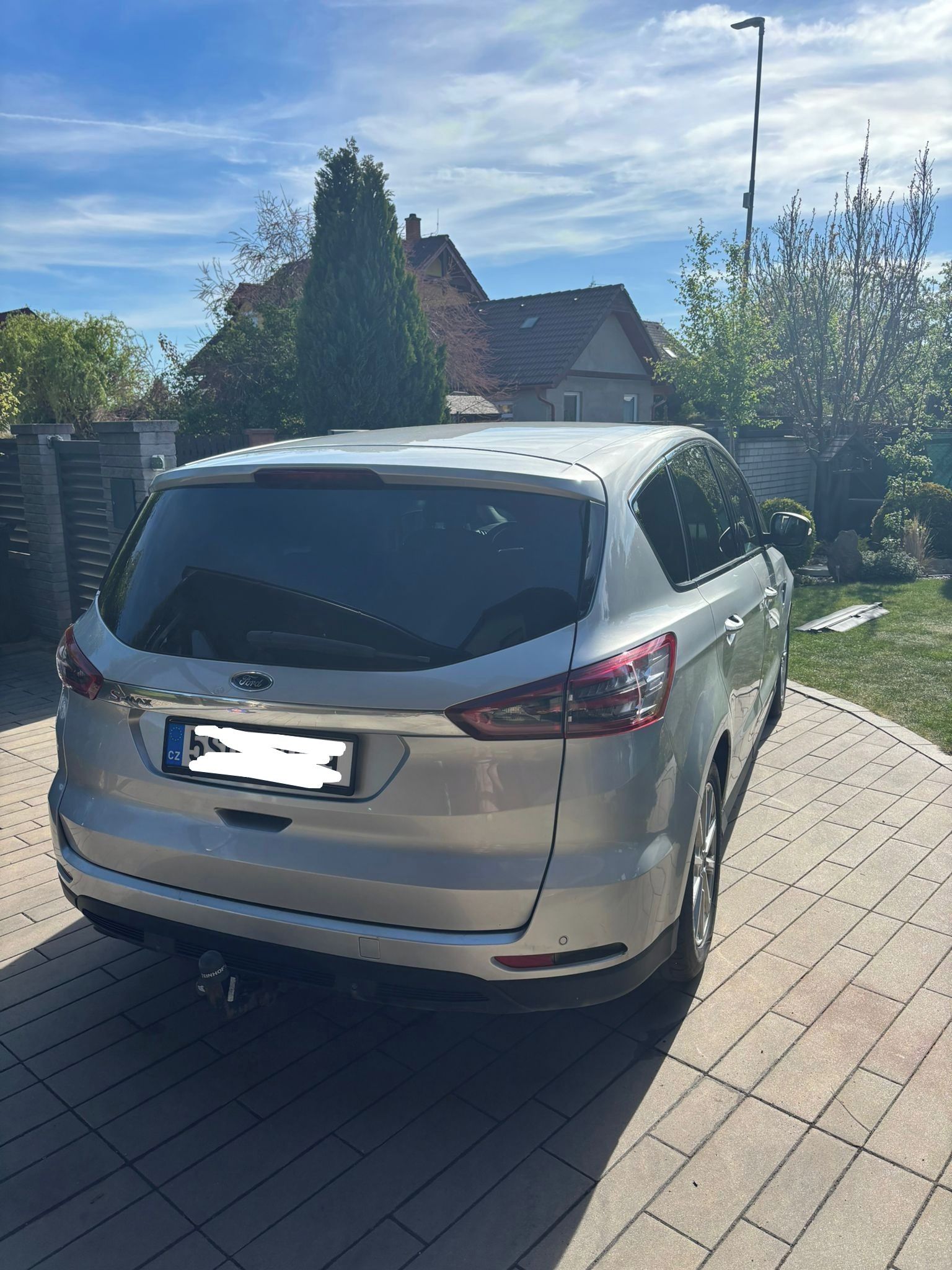 Ford S-MAX, 2.0 TDCi TREND 110kW - fotka 3