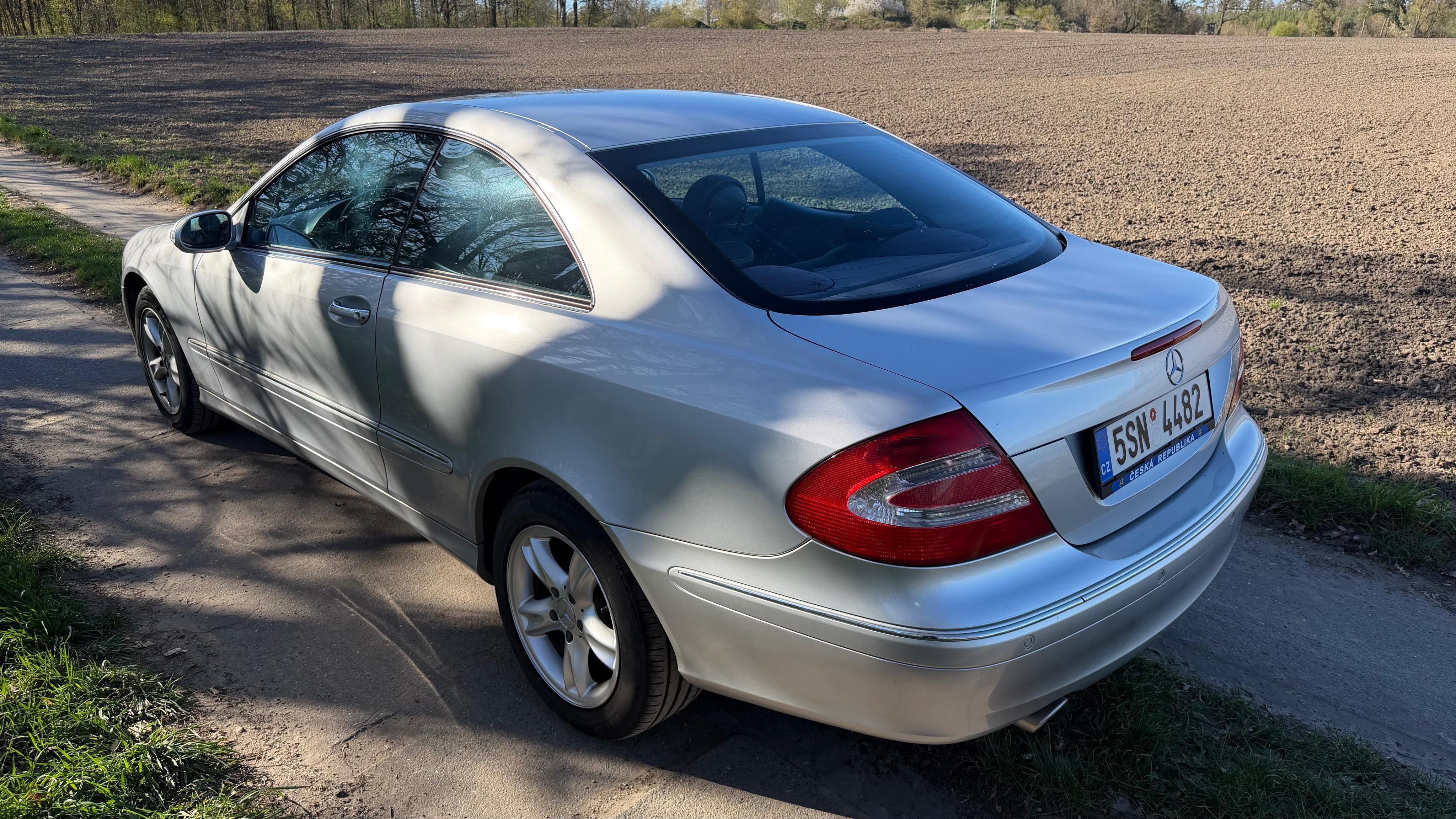 Mercedes-Benz CLK, 240 coupe - fotka 3