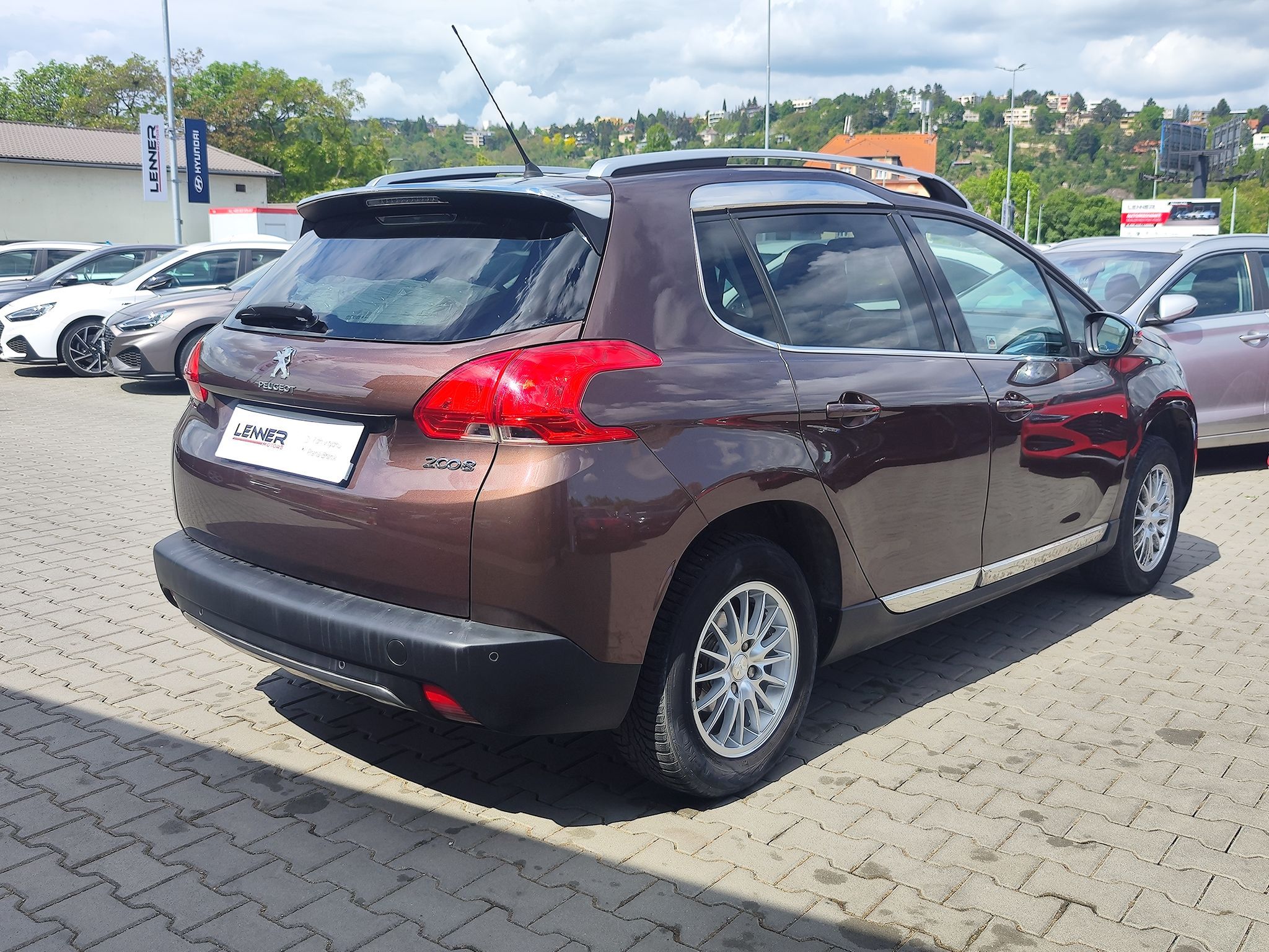 Peugeot 2008, 1.6 VTi/88kW Allure tažné ČR - fotka 5