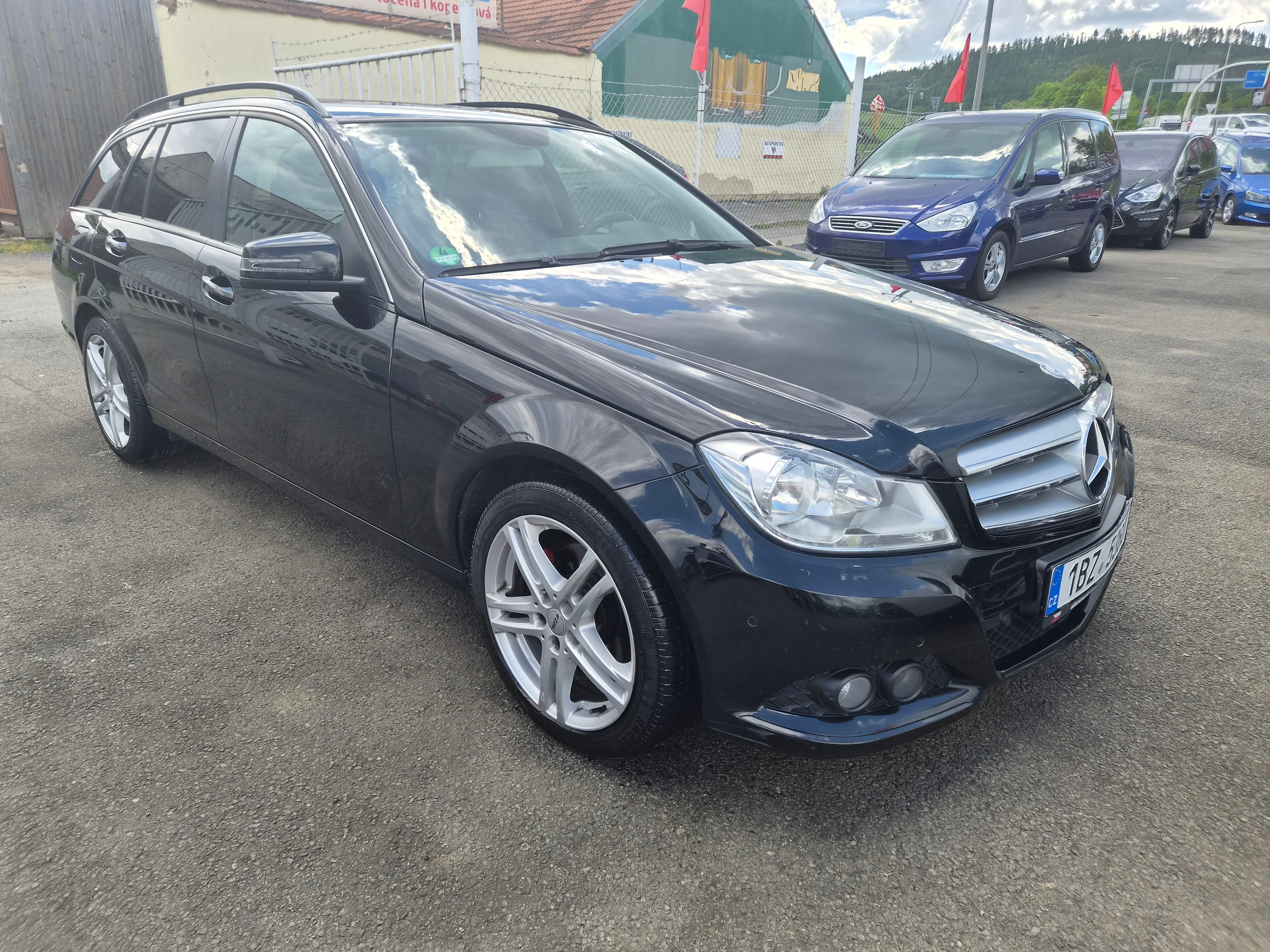 Mercedes-Benz Třídy C, 200 2,2CDI 100KW 204K  AUTOMAT - fotka 5
