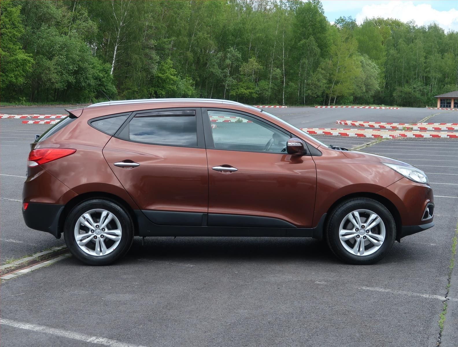 Hyundai ix35, 1.7 CRDi, Serv.kniha - fotka 6