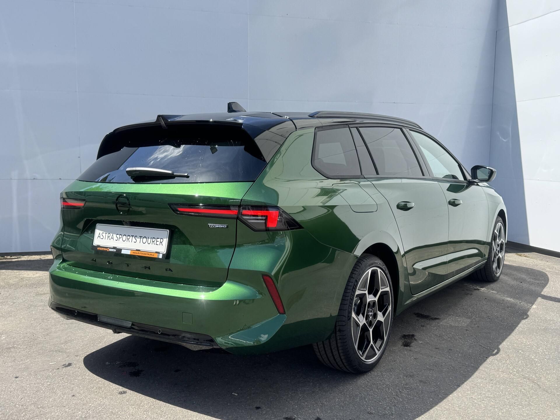 Opel Astra, Ultimate eDCT6 1,2 TURBO - fotka 4