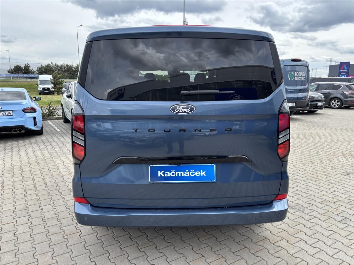 Ford Tourneo Custom, 2,0 EcoBlue Titanium 125kW L1 - fotka 4