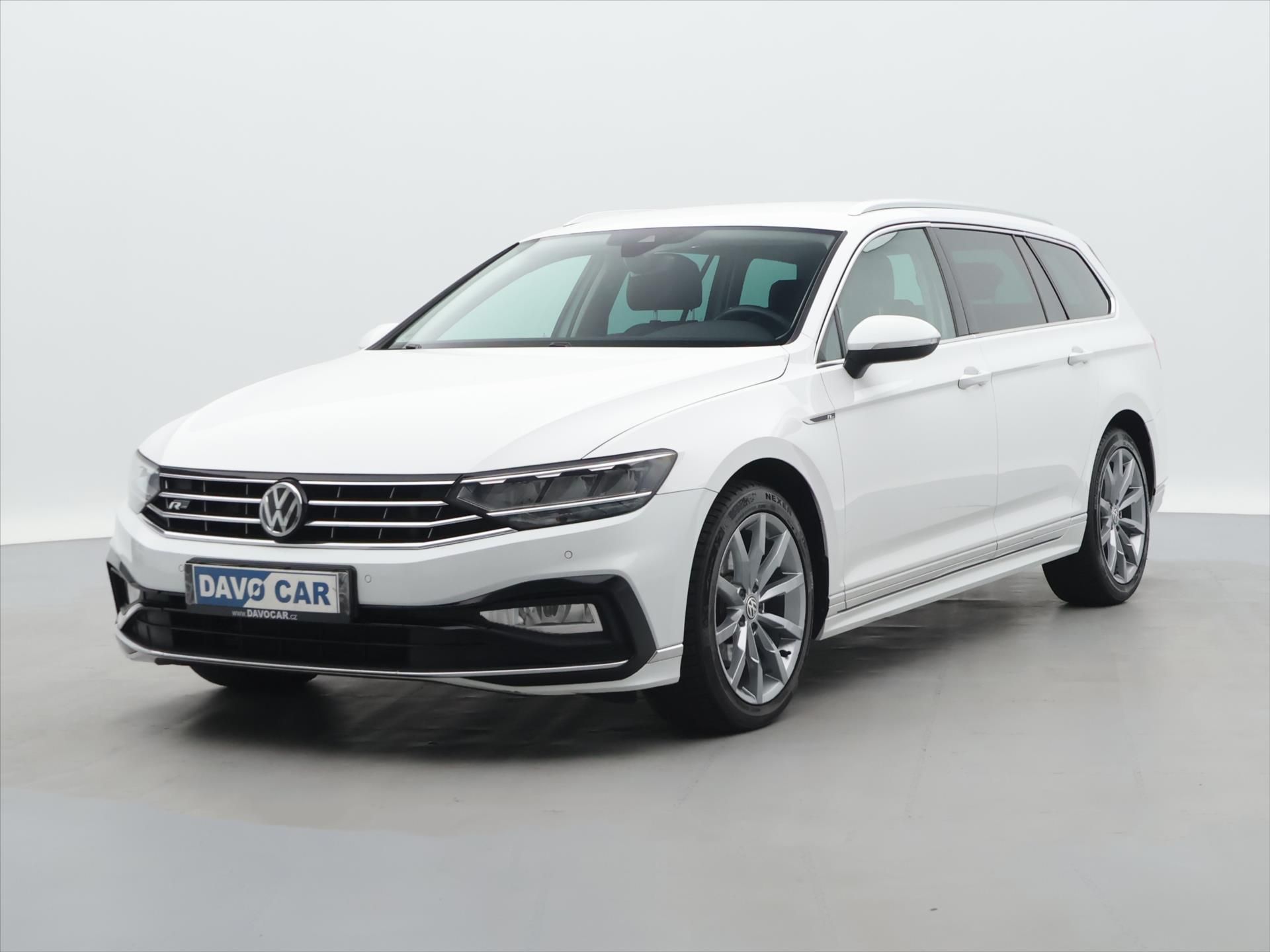 Volkswagen Passat, 2,0 TDI 140 kW R-line CZ DPH - fotka 3