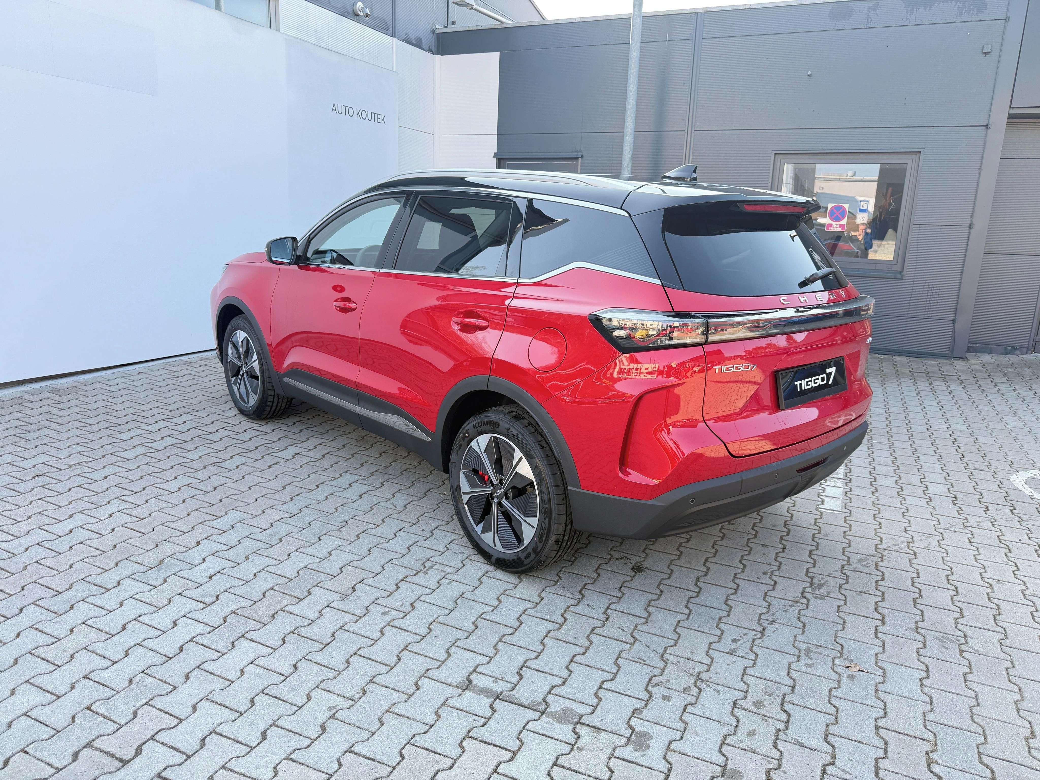 Chery Tiggo 7, UNIQUE 1.5 TGDI - fotka 6