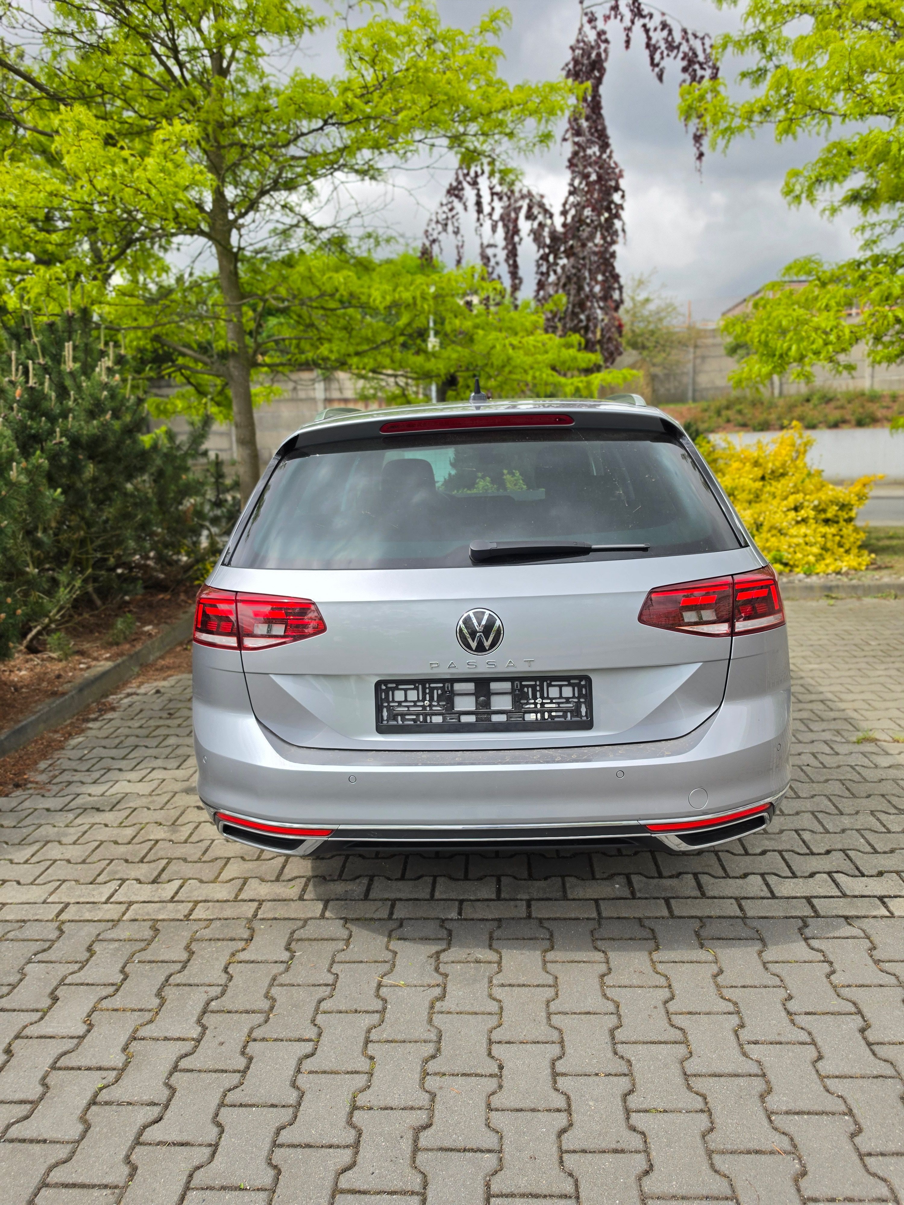 Volkswagen Passat, 2.0TDi,DSG,147kW, Alkantara, V - fotka 4