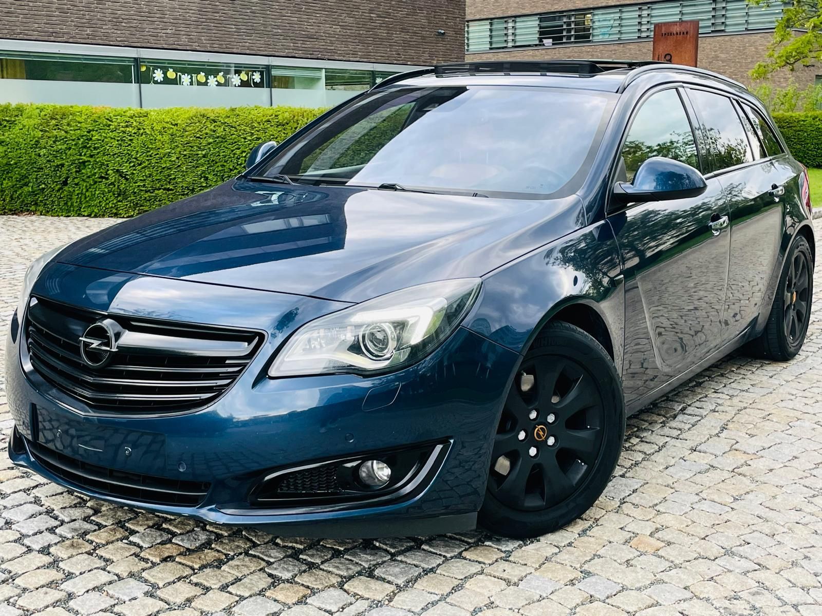 Opel Insignia, 2.0CDTi 4x4 AUTOMAT SERVISKA - fotka 3