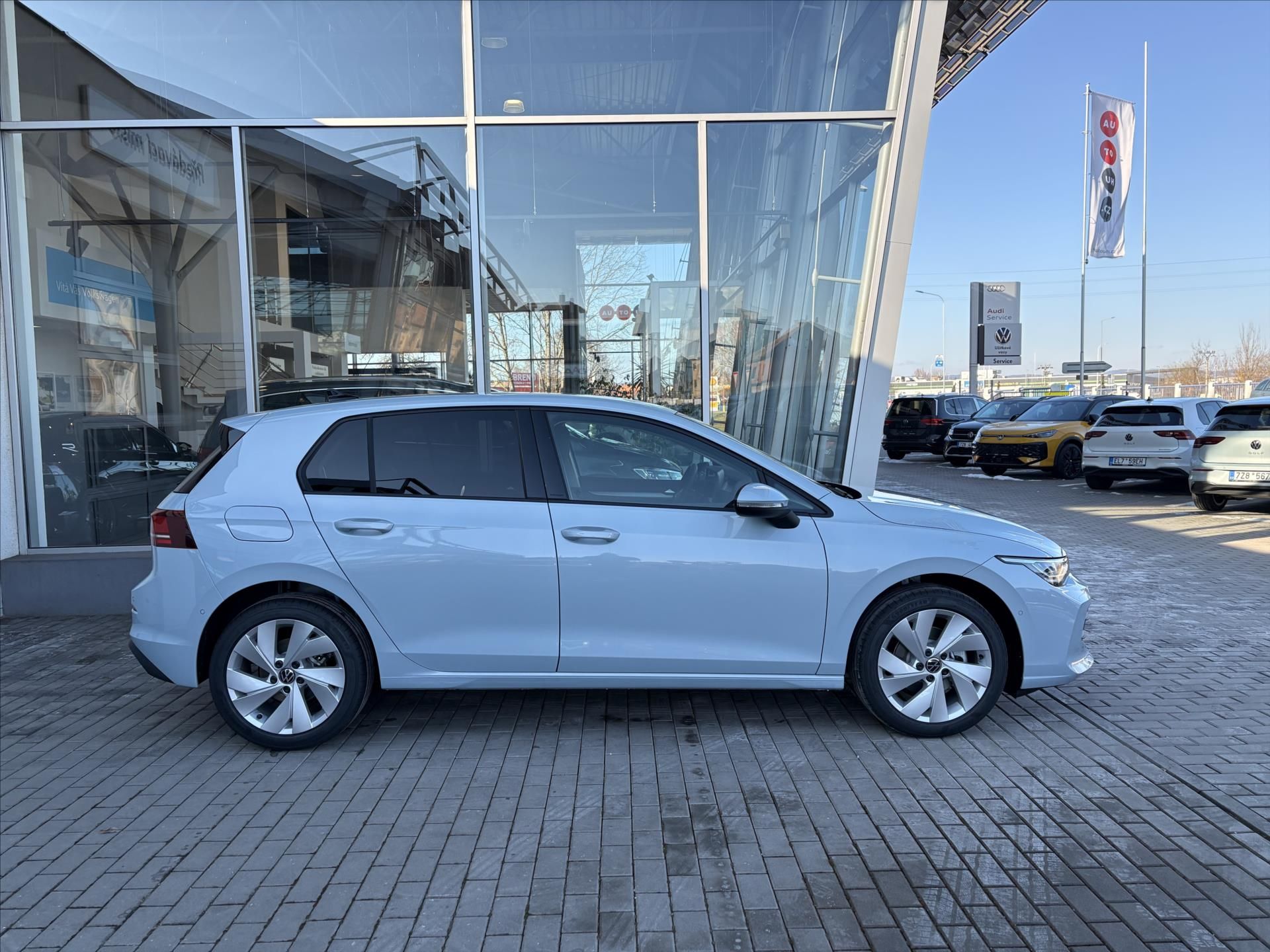 Volkswagen Golf, 1,5 TSI 6G 85kW  People - fotka 4